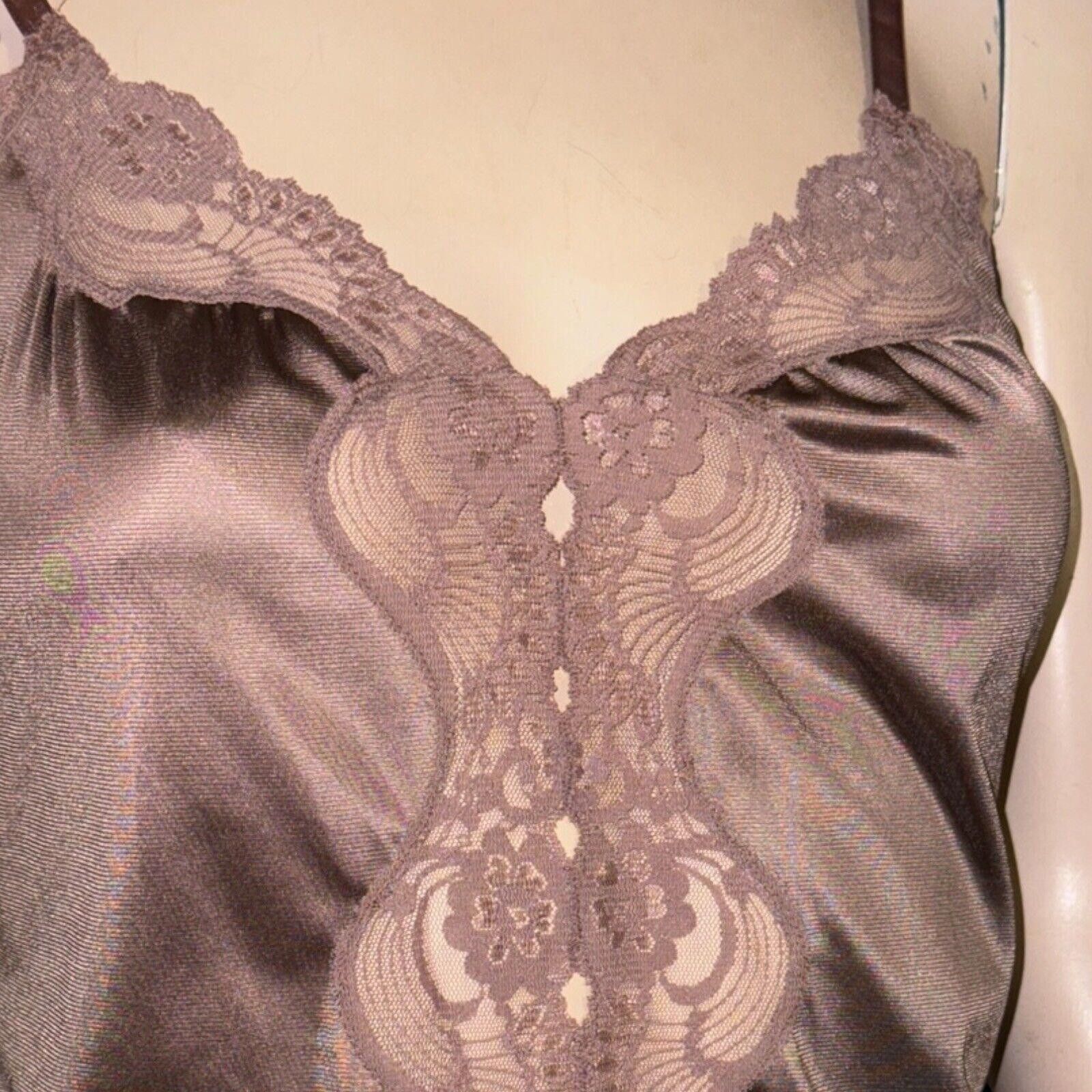 Designer Vintage JC Penny’s Brown Nylon Lacy Snap Crotch Teddie Sz 32 Size ONE SIZE - 4 Thumbnail