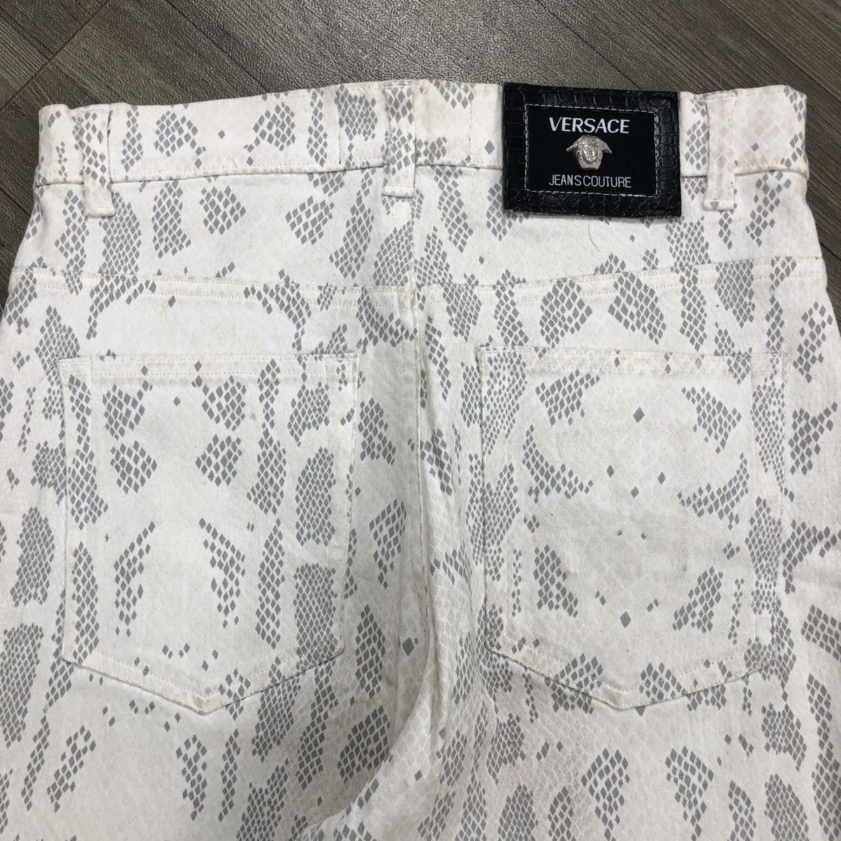 Versace Vintage Versace Jeans Country Snake Skin Jeans Luxury Size US 26 / EU 42 - 15 Thumbnail
