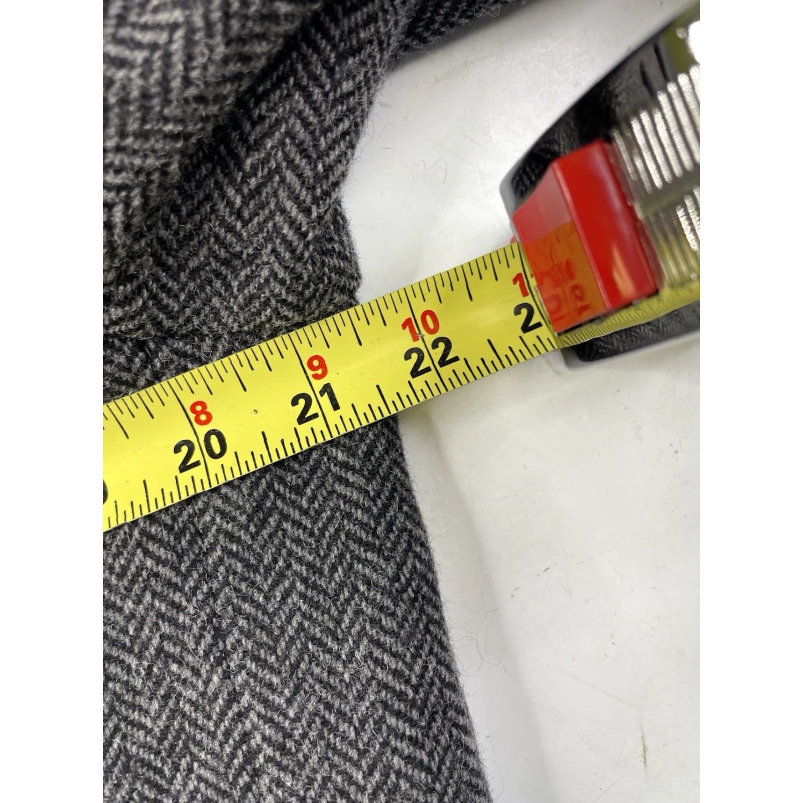 Vintage VINTAGE L.L. Bean Primaloft Insulated Gray Herringbone Wool Blend Blazer Sport Coat Men 40 Size 40R - 7 Thumbnail