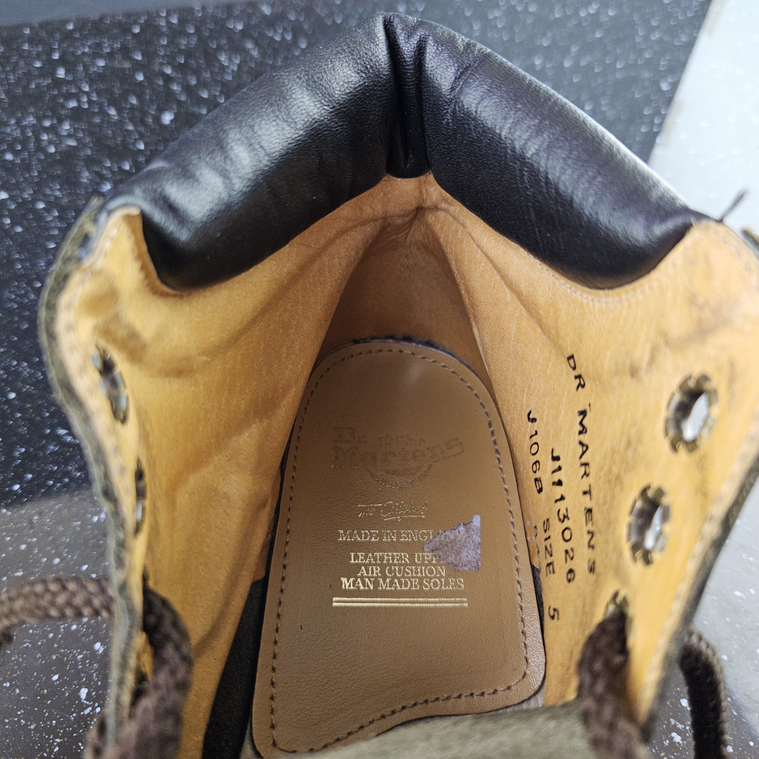 Dr. Martens Vintage Dr. Martens Khaki leather boots Sz 5 UK Size US 6 / EU 39 - 12 Thumbnail