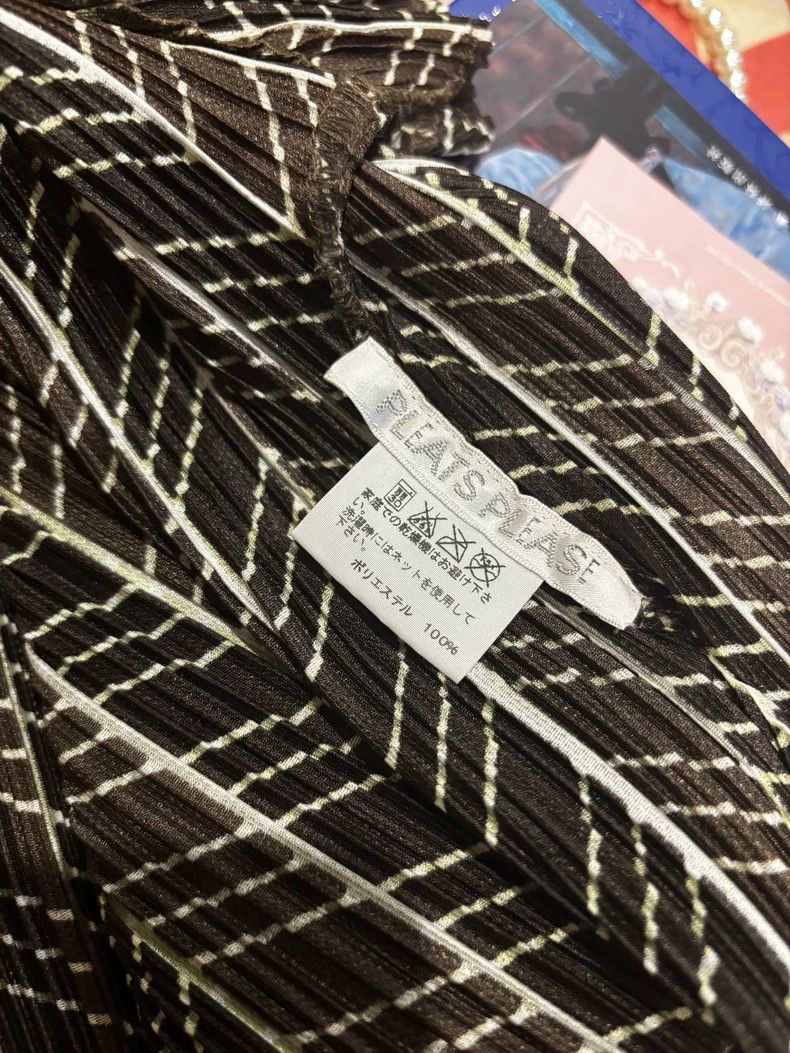 Issey Miyake Issey Miyake size:3 A short dress with green and brown pat Size M / US 6-8 / IT 42-44 - 4 Thumbnail