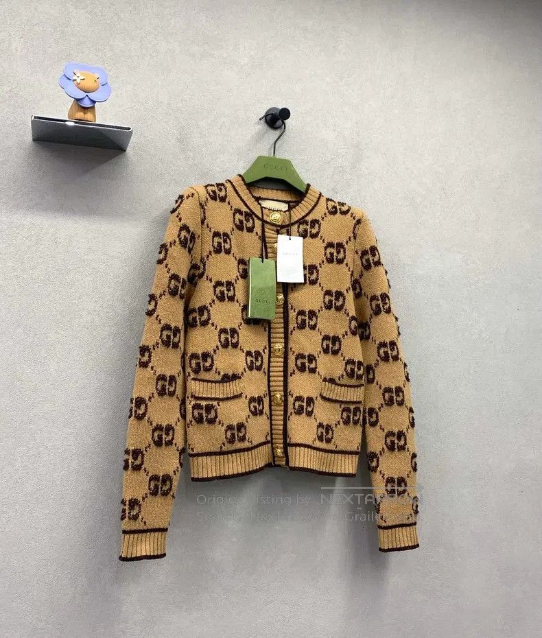 Gucci Gucci Logo pattern full-print camel-coloured long-sleeved Size XXS / US 00 / IT 34 - 3 Thumbnail
