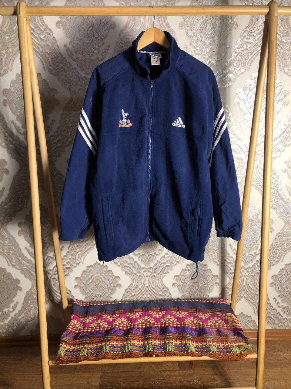 Adidas VINTAGE ADIDAS FC TOTTENHAM HOTSPUR ENGLAND JACKET RETRO 90s Size US L / EU 52-54 / 3 - 1 Thumbnail