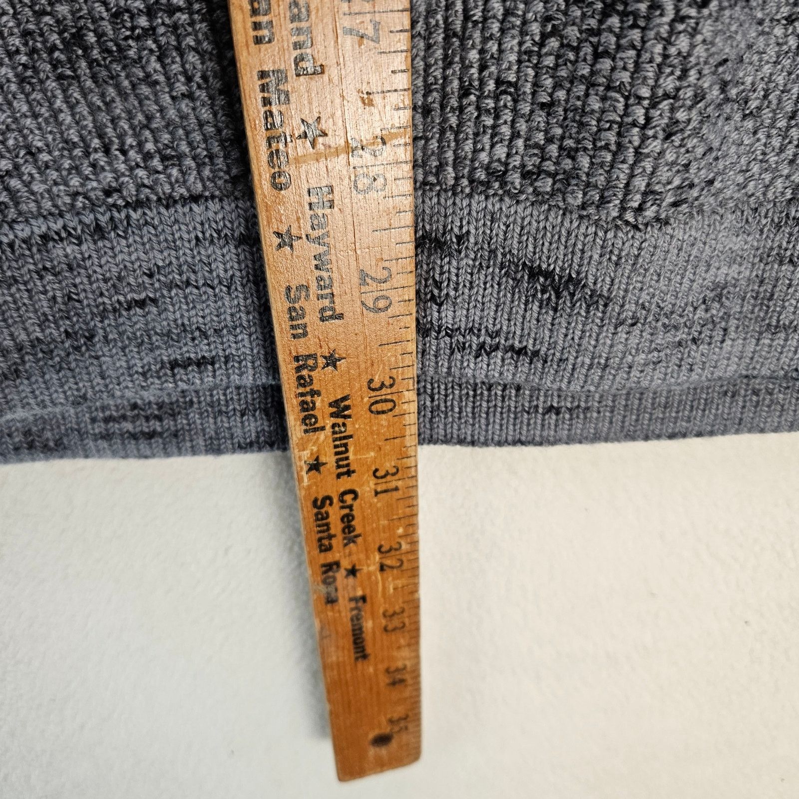 Lululemon LULULEMON MEN'S XXL MERINO WOOL GRAY SWEATER WORE ONCE Size US XXL / EU 58 / 5 - 4 Thumbnail