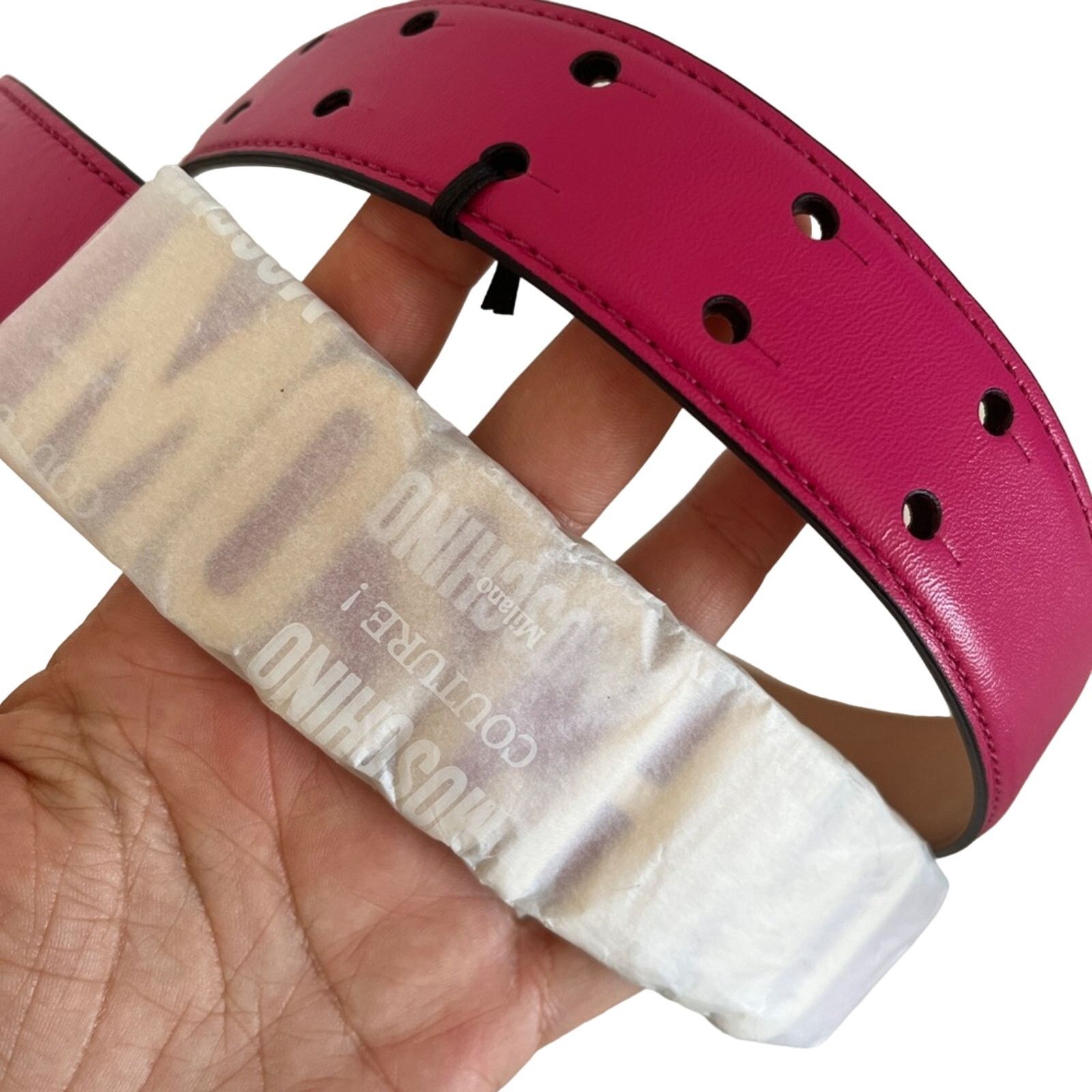 Moschino NWT Moschino Women's Fuschia Leather Logo Embossed Belt 38 Size ONE SIZE - 6 Thumbnail