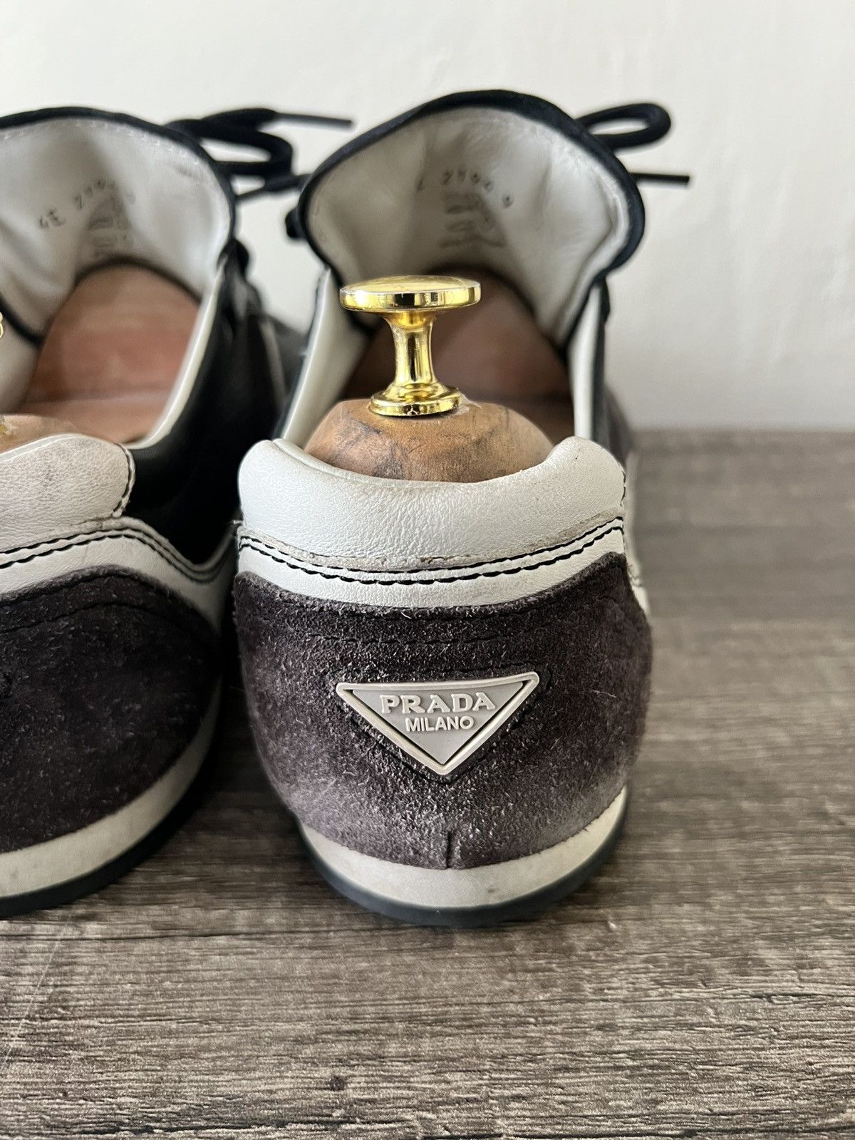 Prada PRADA SPORT PERFORLATED LEATHER AND SUEDE LACE UP LOW Size US 9 / EU 42 - 8 Thumbnail