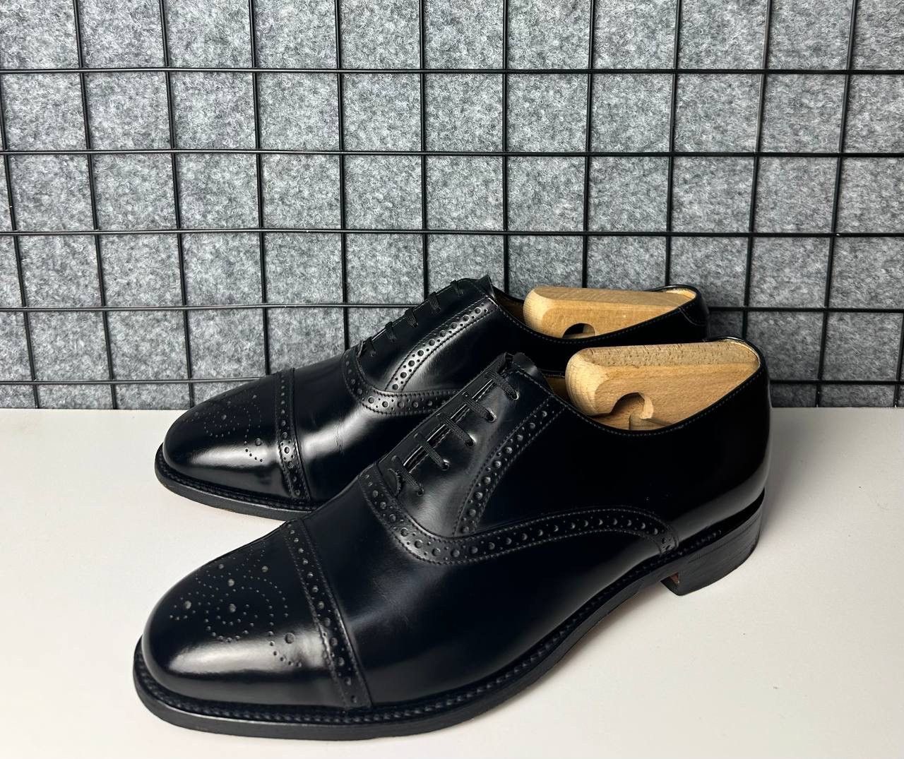 Leather × Loake Loake Oban Dress Leather Shoes US10 Size US 10.5 / EU 43-44 - 1 Thumbnail