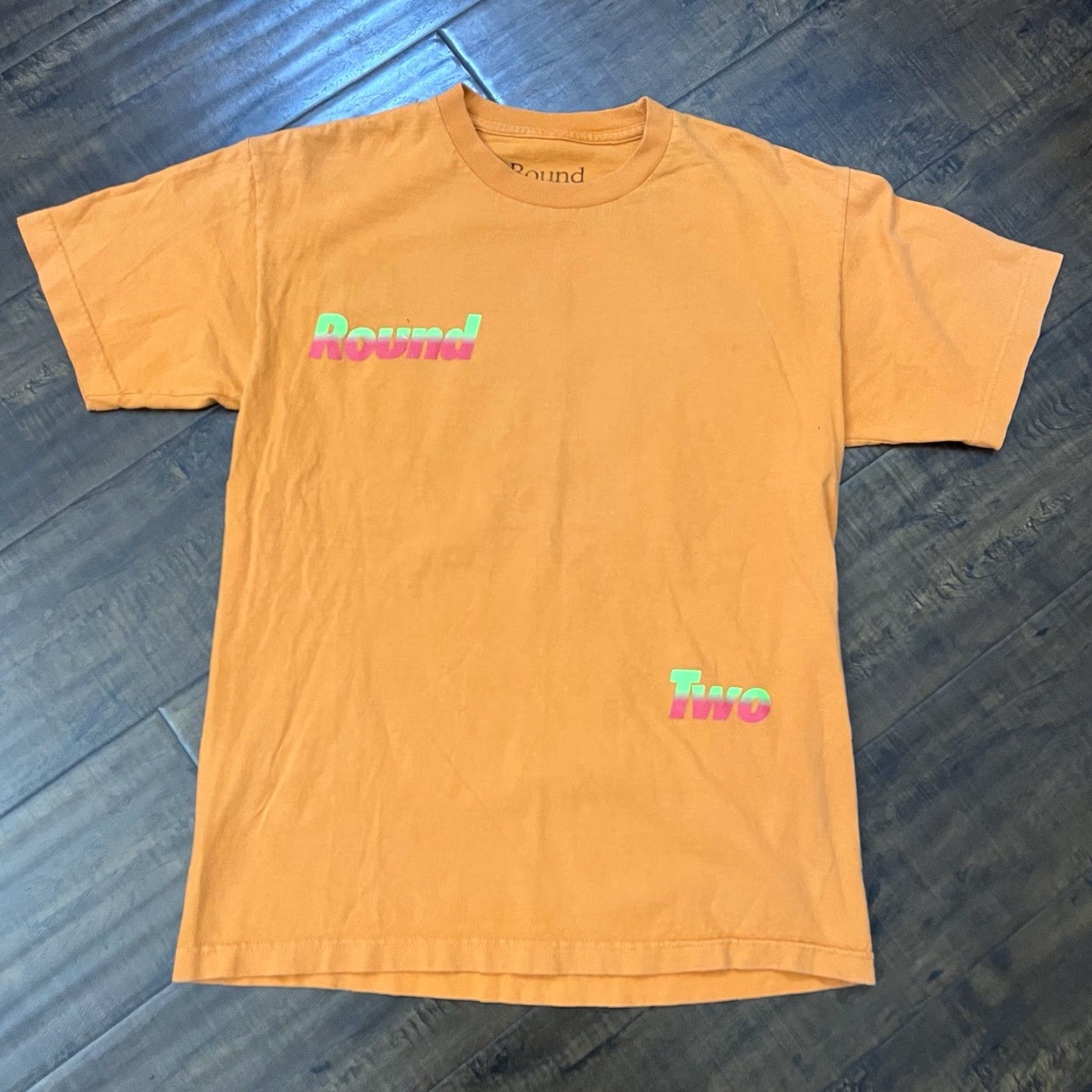 Round Two VINTAGE Round Two T-Shirt Medium Orange 80s 90s Cartoon Streetwear Mens Size US M / EU 48-50 / 2 - 4 Thumbnail