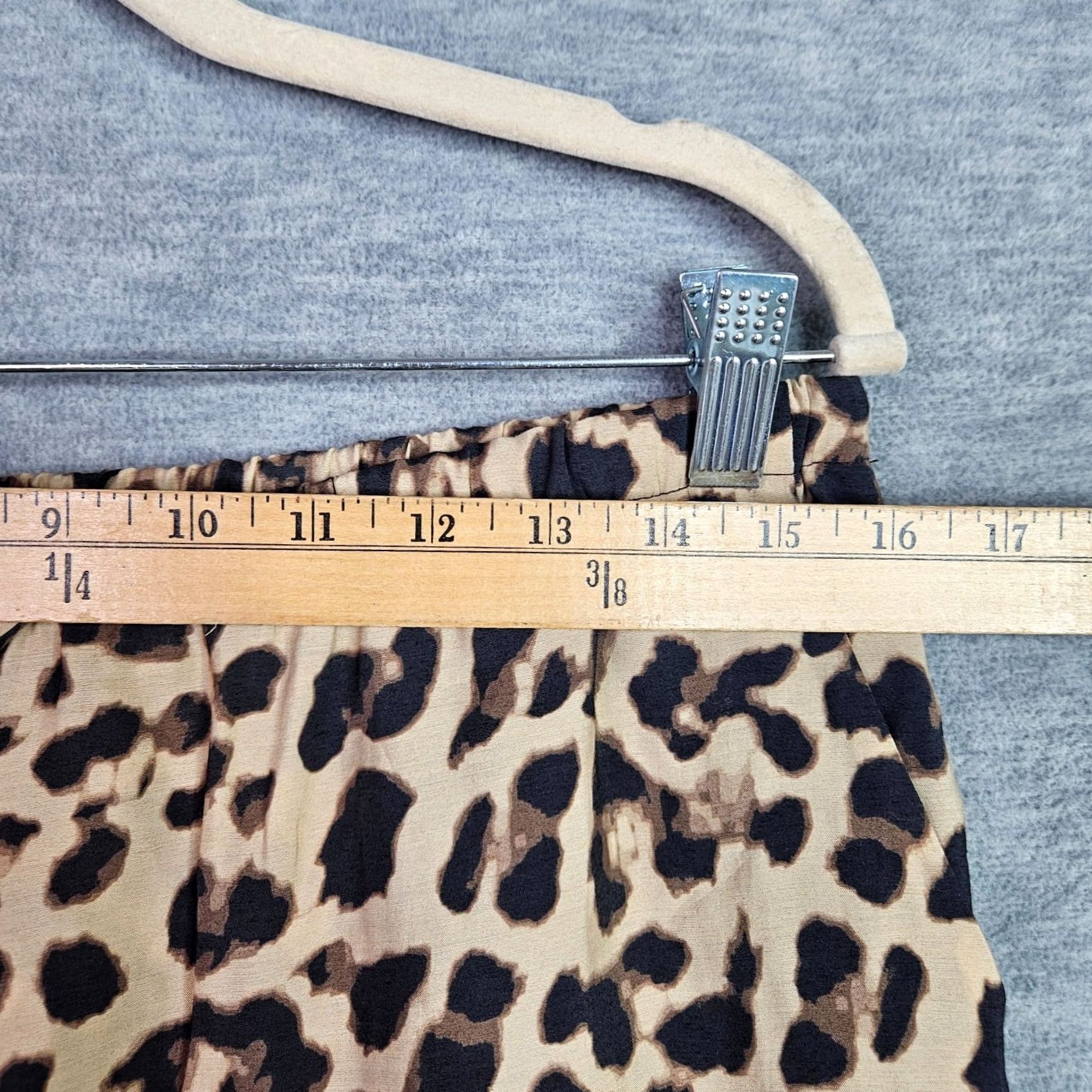 Zara ZARA Women’s Leopard Printed Pull On Light weight Pants M NEW Casual Pants Multicolor Animal Print Fashion Trousers Womens Summer Spring Fall Winter Size 32" / US 10 / IT 46 - 4 Thumbnail