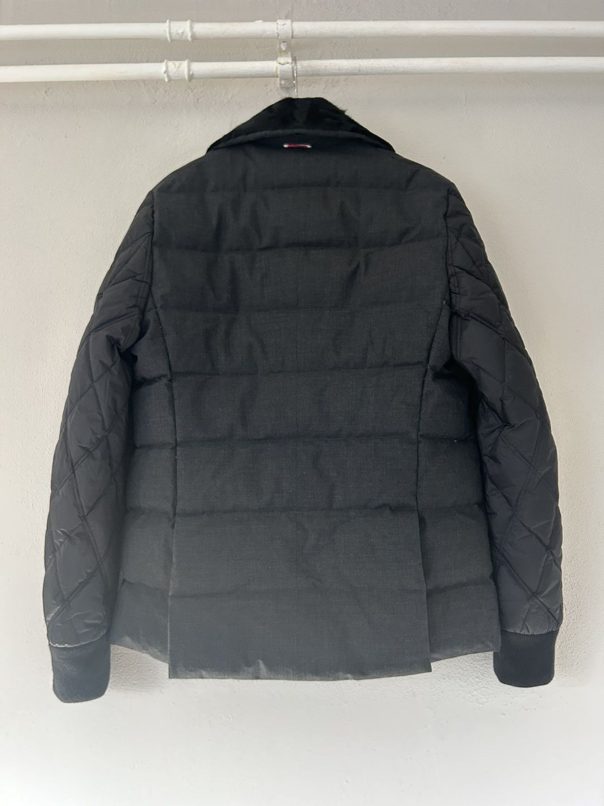 Moncler Double-Breasted Down Jacket with Fur Collar Size US L / EU 52-54 / 3 - 10 Thumbnail