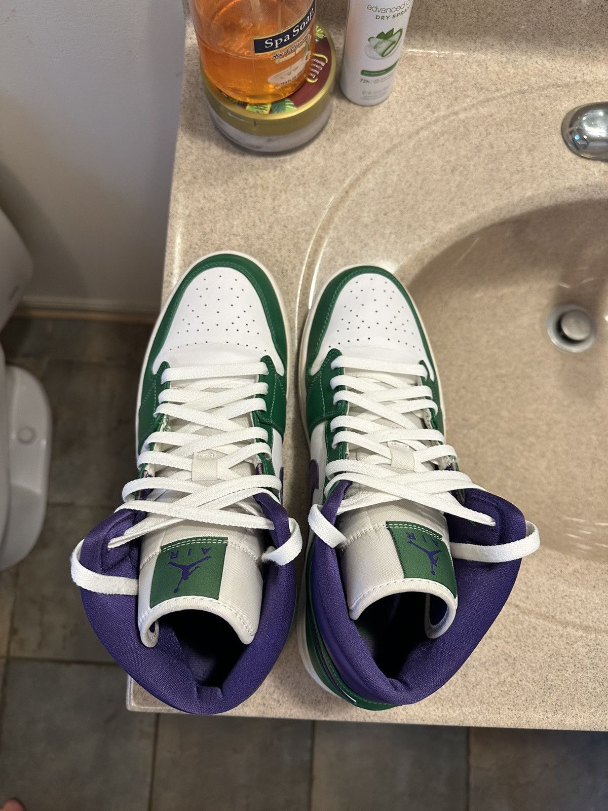Jordan Brand × Nike Jordan 1 Incredible Hulk Size US 11 / EU 44 - 5 Thumbnail