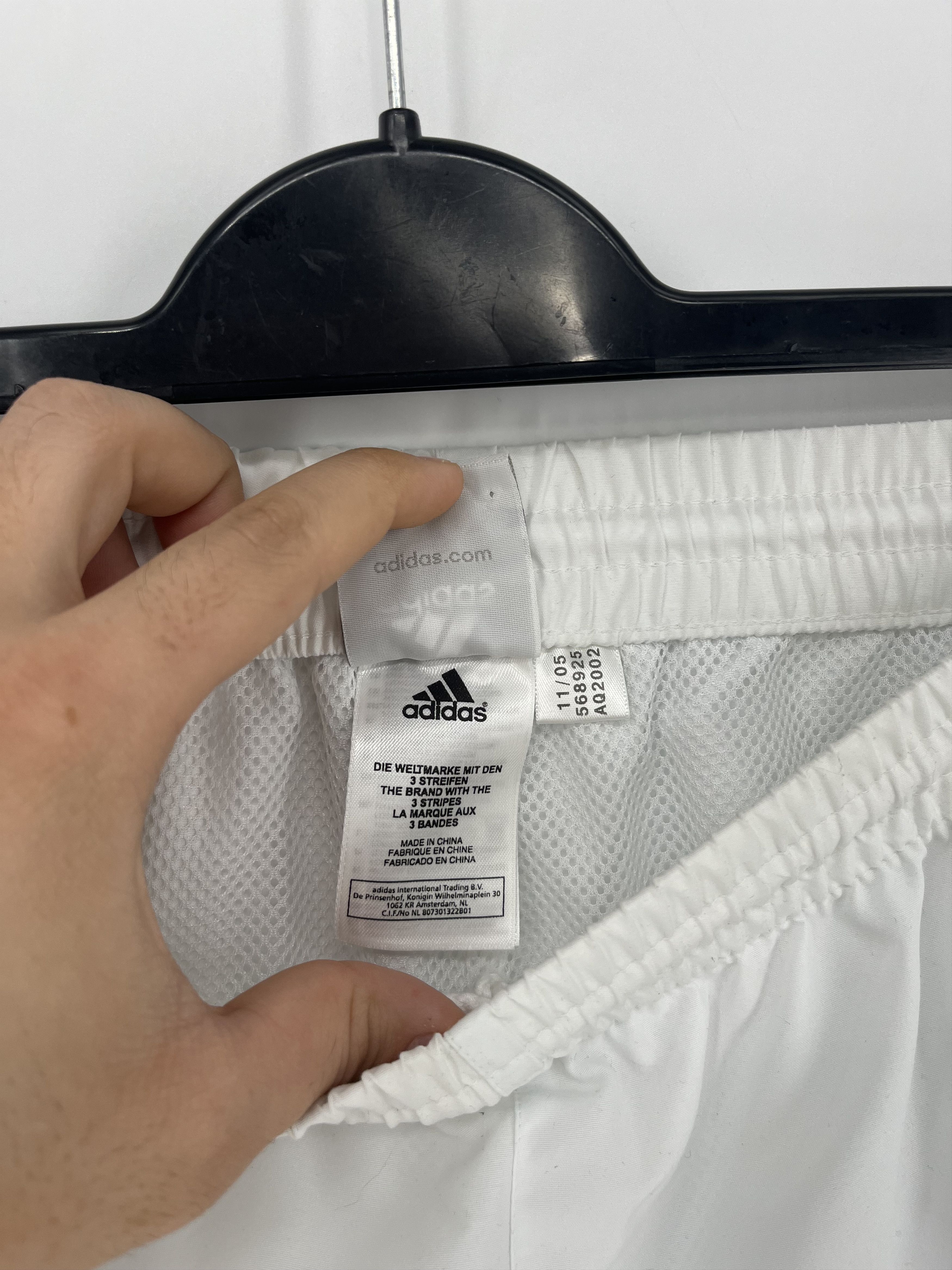Adidas × Vintage Vintage Y2K Adidas Stripes Shorts Streetwear Fashion Size US 34 / EU 50 - 8 Thumbnail