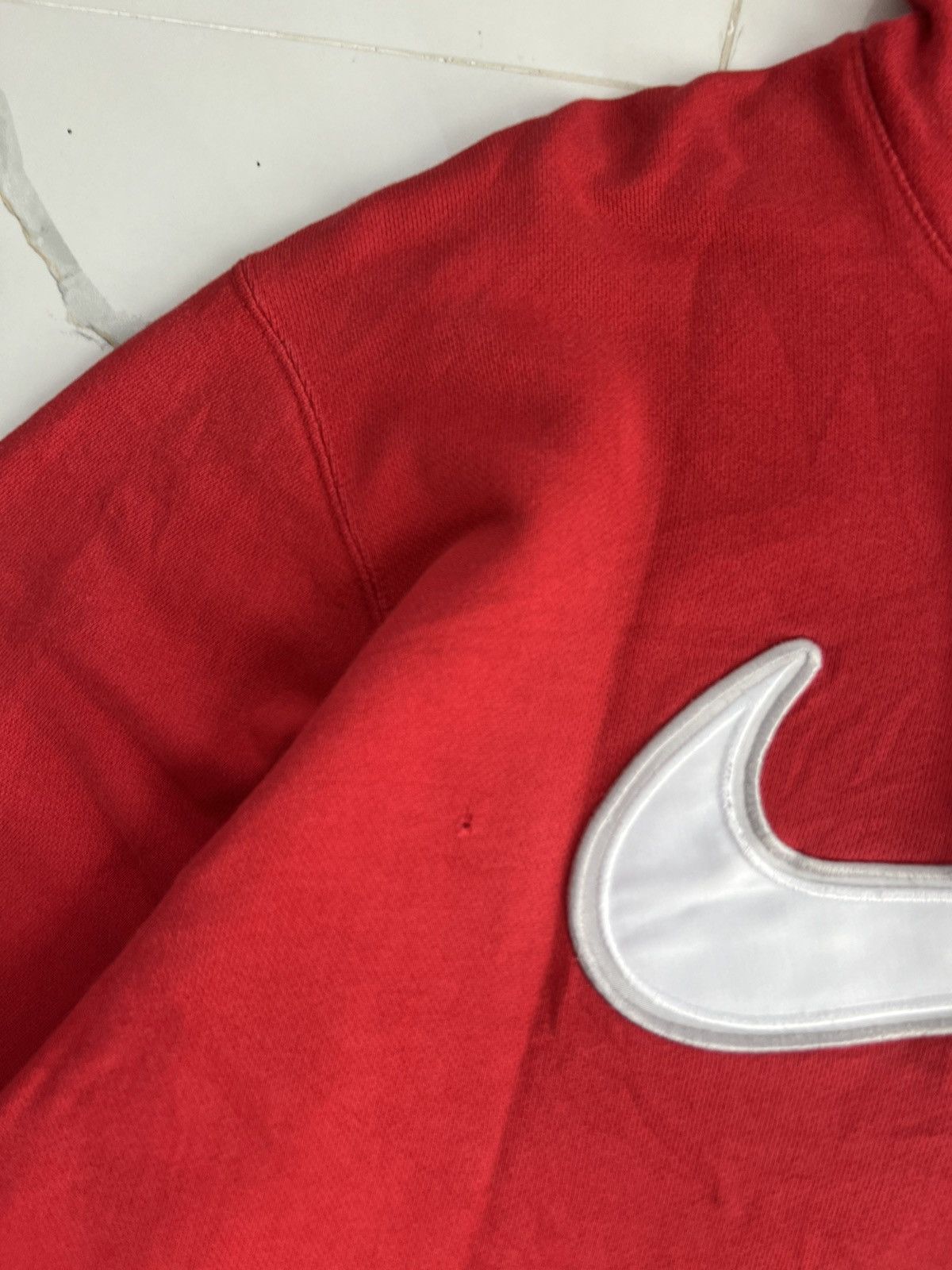 Nike 90’s NIKE BIG CENTR SWOOSH LOGO Y2K HOODIE RARE Size US M / EU 48-50 / 2 - 4 Thumbnail