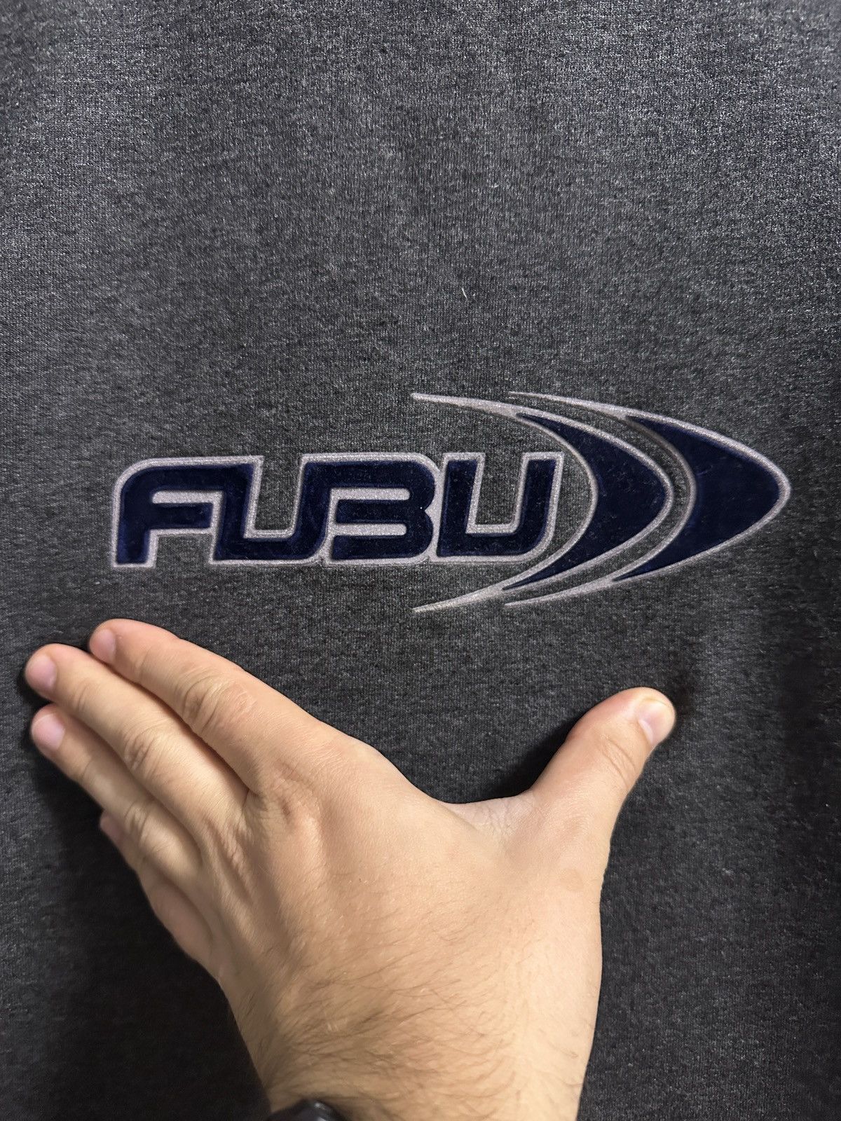 Fubu Rare Vintage Sweatshirt FUBU 1992 Surfing Size L Size US L / EU 52-54 / 3 - 2 Thumbnail
