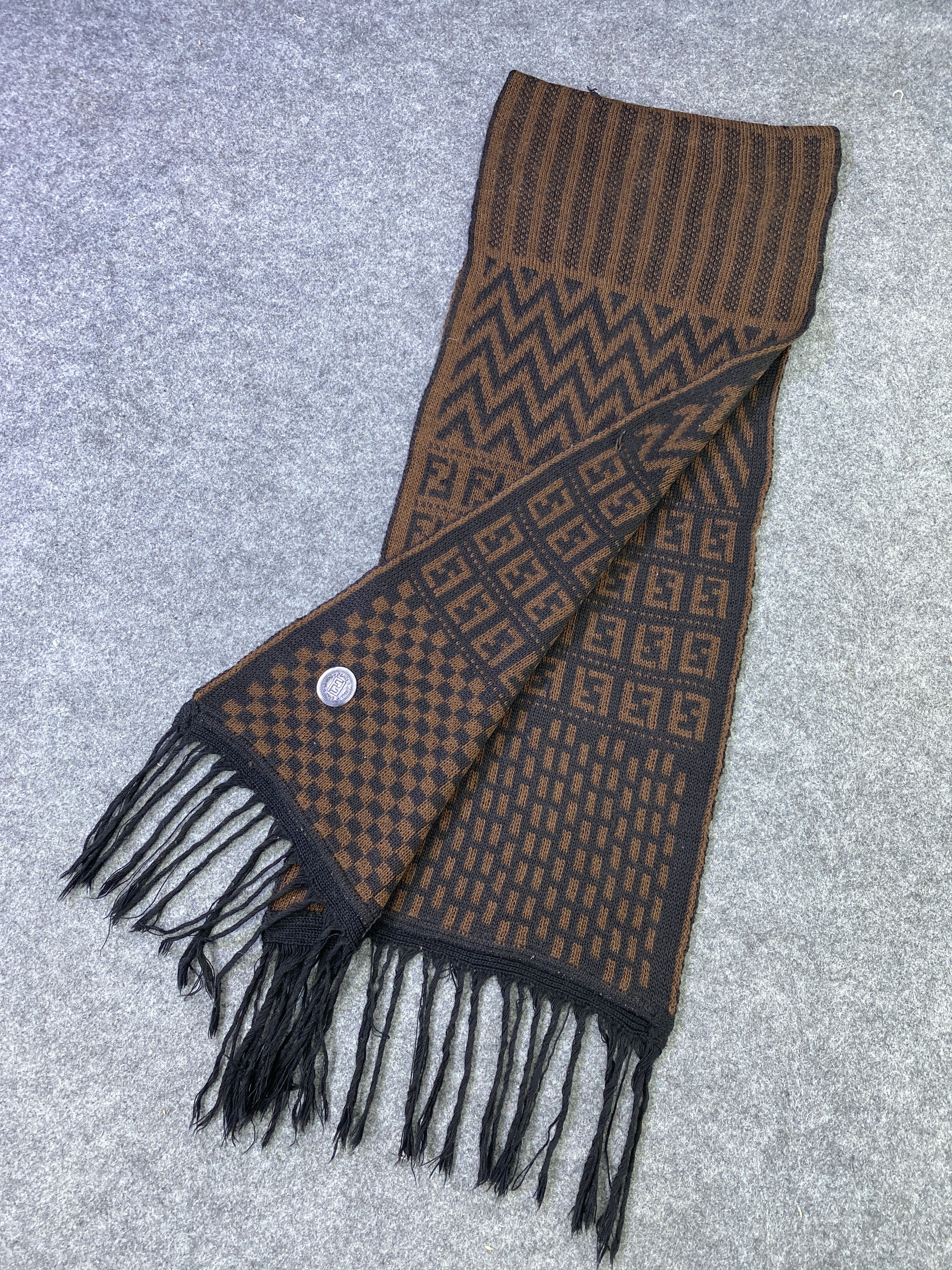 Designer VINTAGE FENDI Scarf / Muffler / Neckwear -T857 Size ONE SIZE - 3 Thumbnail
