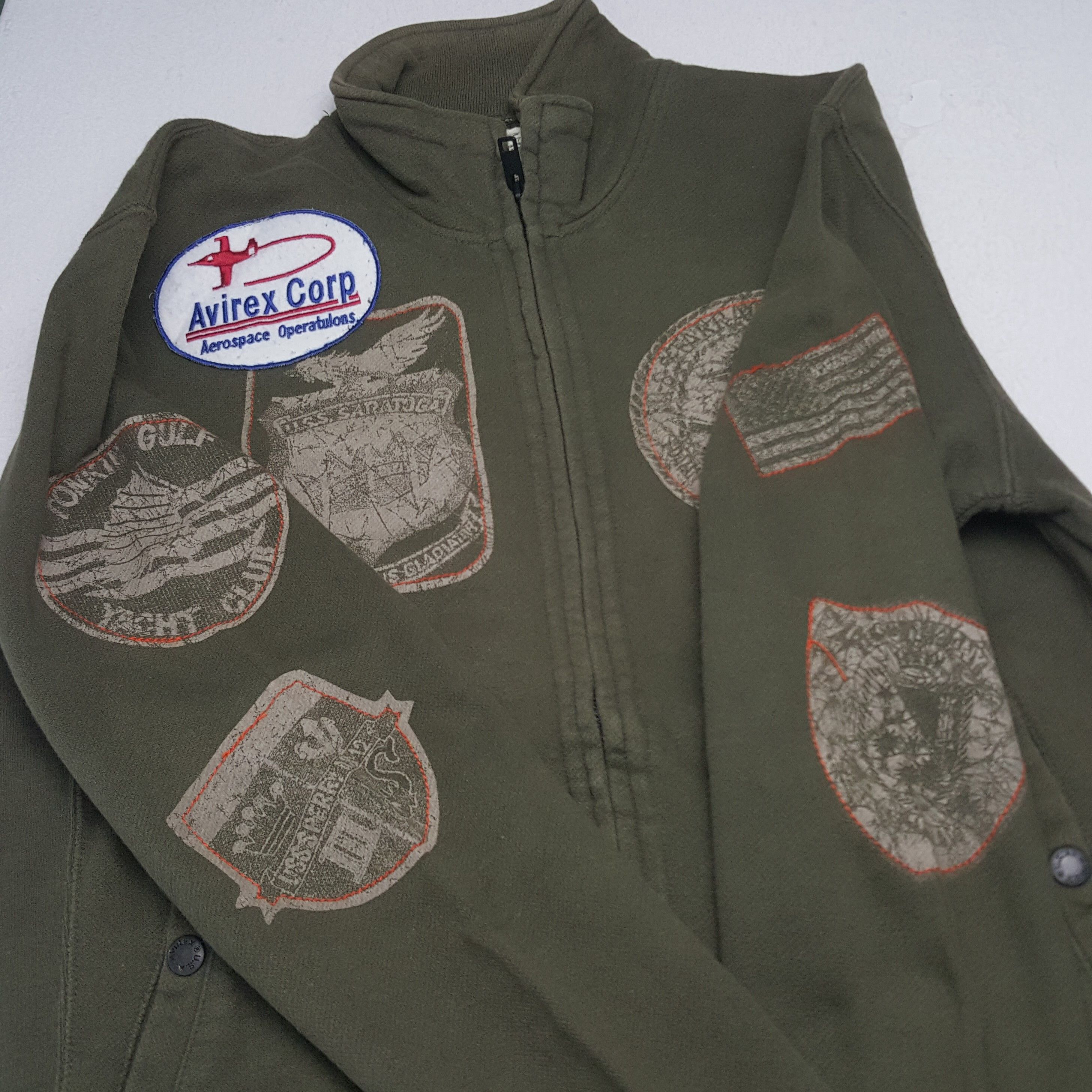 Avirex × Vintage Vintage Avirex Corp Military Style Patches Sweatshirt Size US M / EU 48-50 / 2 - 7 Thumbnail