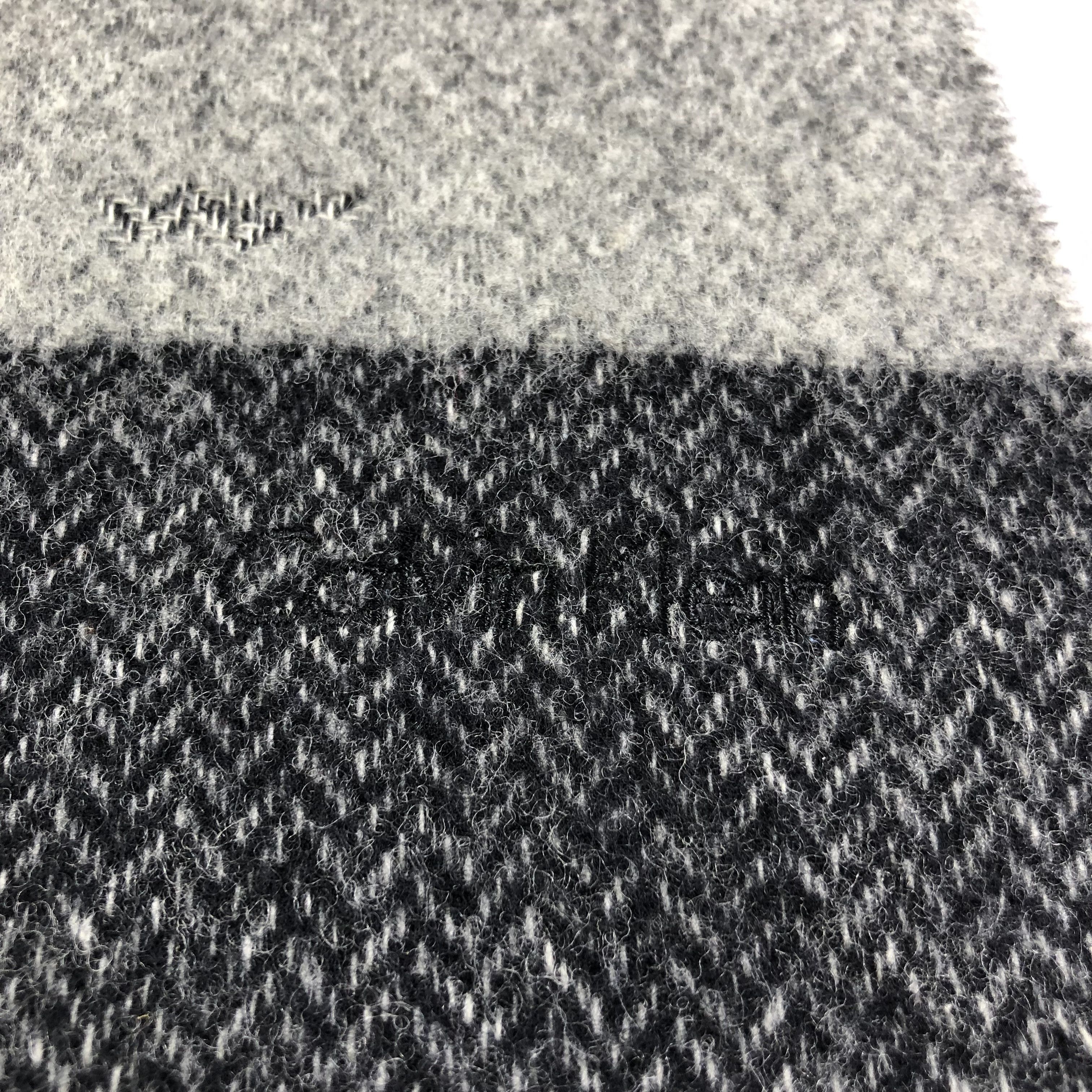 Calvin Klein Calvin Klein Wool Scarf Muffler V1380 Size ONE SIZE - 4 Thumbnail
