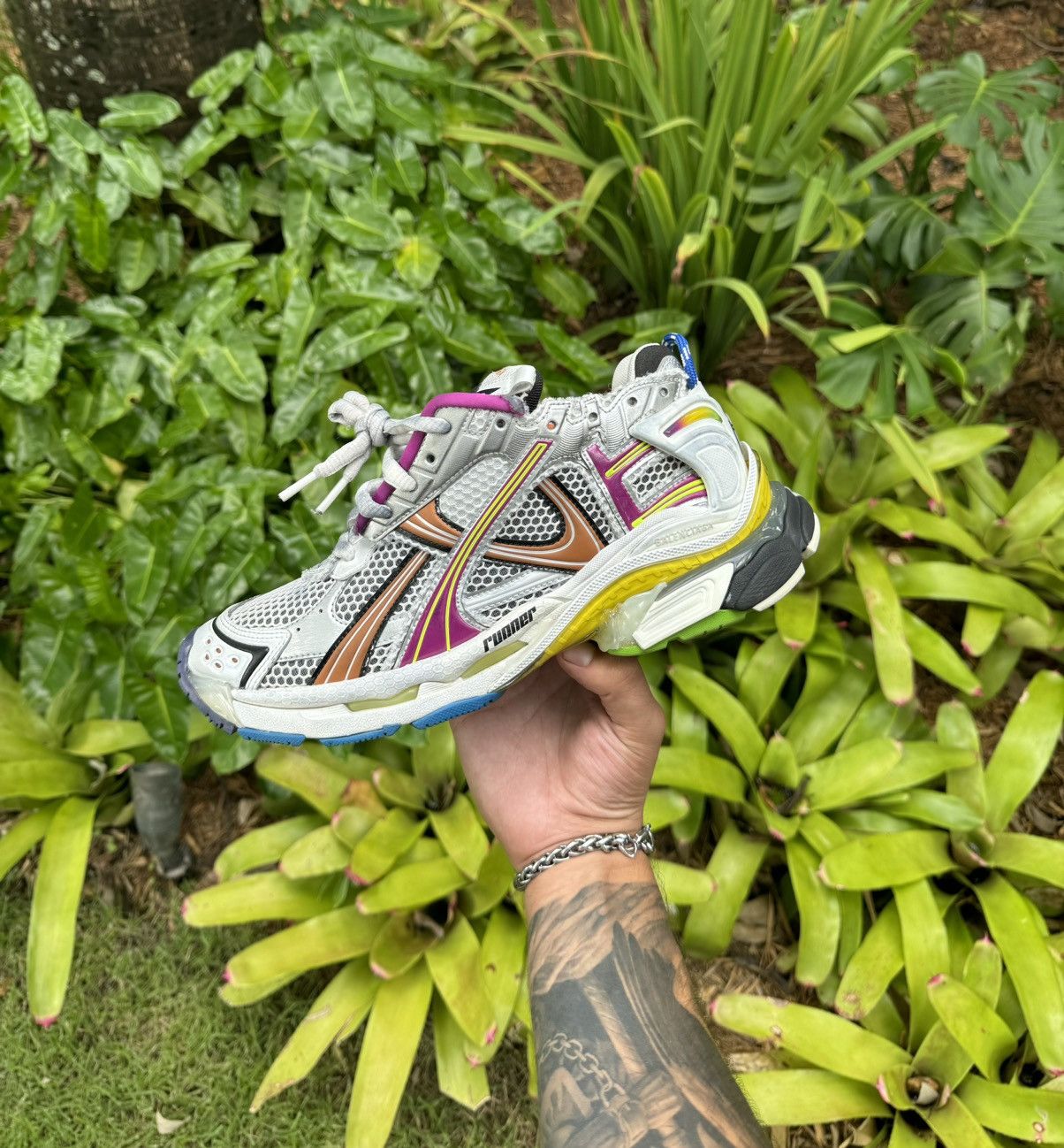 Balenciaga runners size 9 clearance