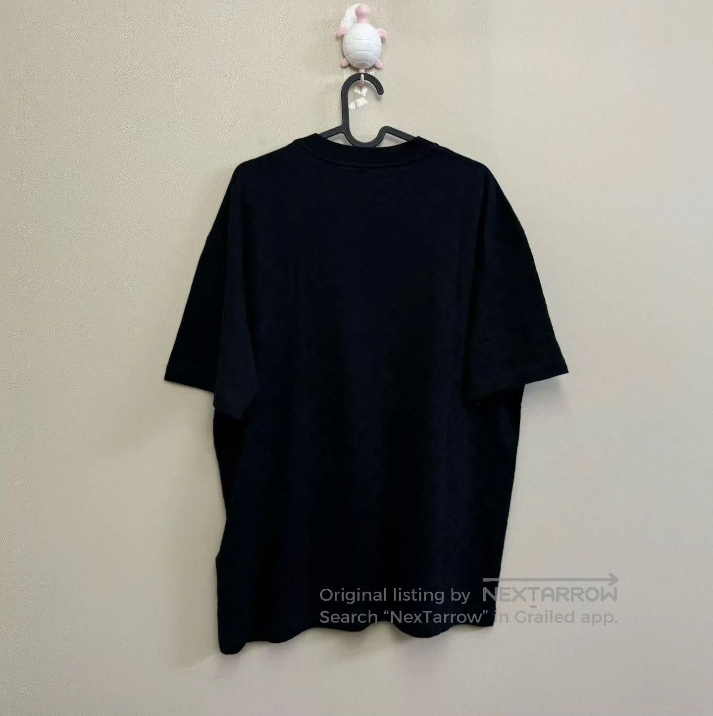 Louis Vuitton Louis Vuitton Black Flocked Logo Short-Sleeve. Size US L / EU 52-54 / 3 - 4 Thumbnail