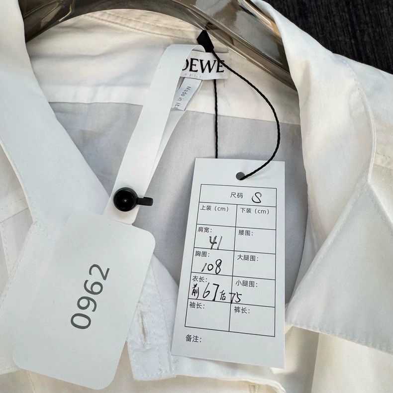 Loewe LOEWE Asymmetric design shirt Size S / US 4 / IT 40 - 2 Thumbnail