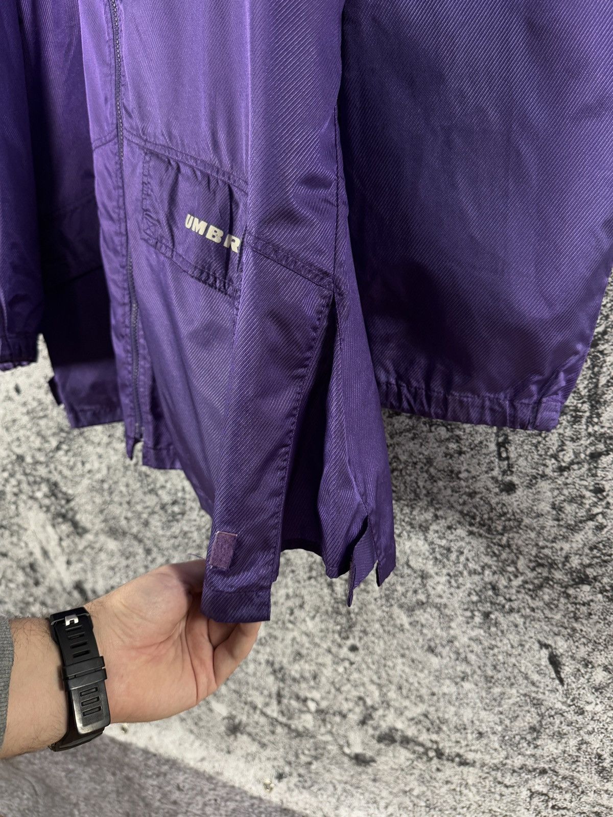 Umbro UMBRO Pro Training Vintage 90s Rain Jacket Windbreaker Sz M Size US M / EU 48-50 / 2 - 11 Thumbnail