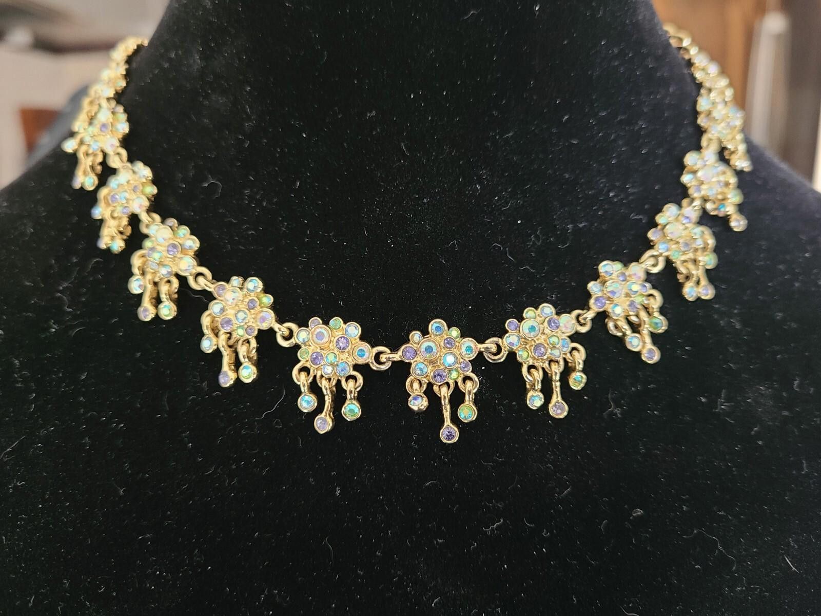 Swarovski Saint John Gold-Tone Floral Necklace 270 Swarovski Crystals Size ONE SIZE - 6 Thumbnail