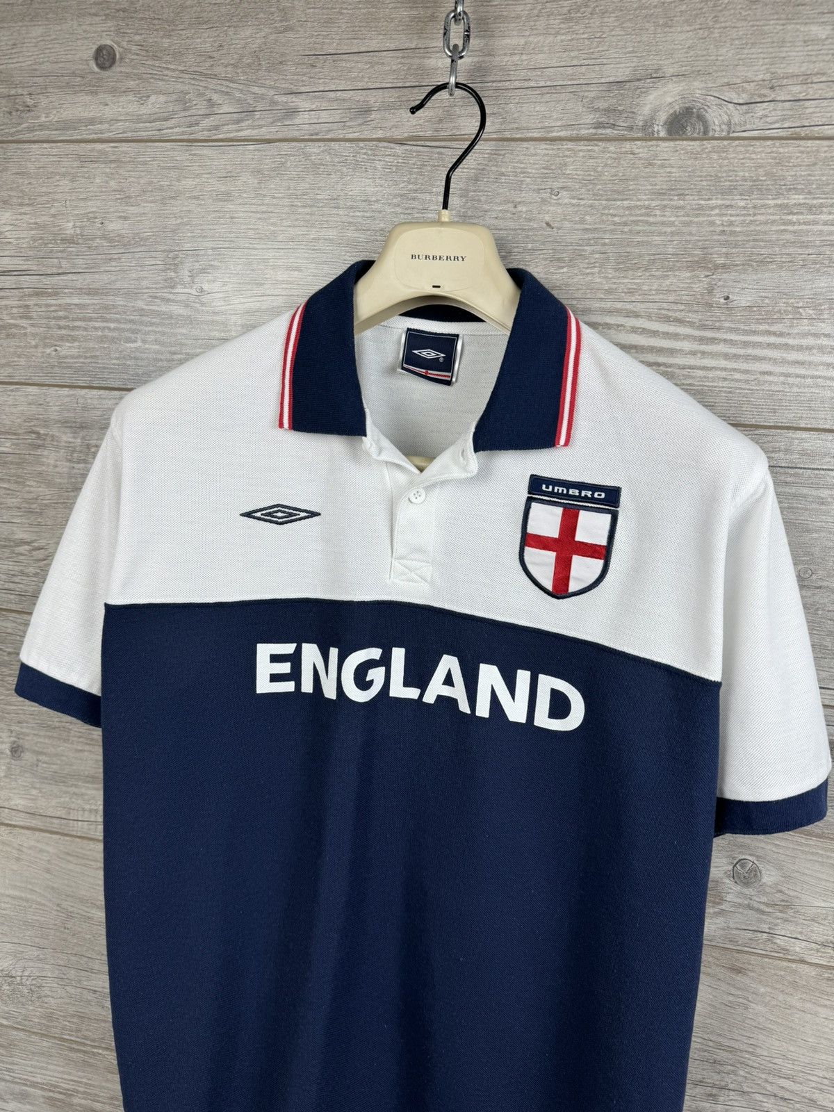 Umbro × Vintage UMBRO POLO BIG LOGO ENGLAND 🏴󠁧󠁢󠁥󠁮󠁧󠁿 VINTAGE SITY SERIES SIZE M Size US M / EU 48-50 / 2 - 4 Thumbnail