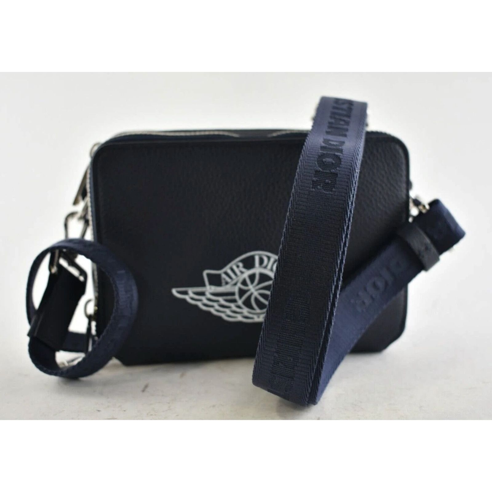 Dior Air Dior Jordaan Logo Small Zipped Around Compact Bag Size ONE SIZE - 6 Thumbnail