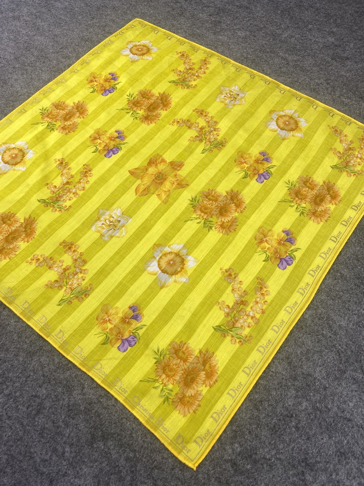 Vintage Christian Dior Handkerchief / Bandana / Neckerchief-B064 Size ONE SIZE - 4 Thumbnail