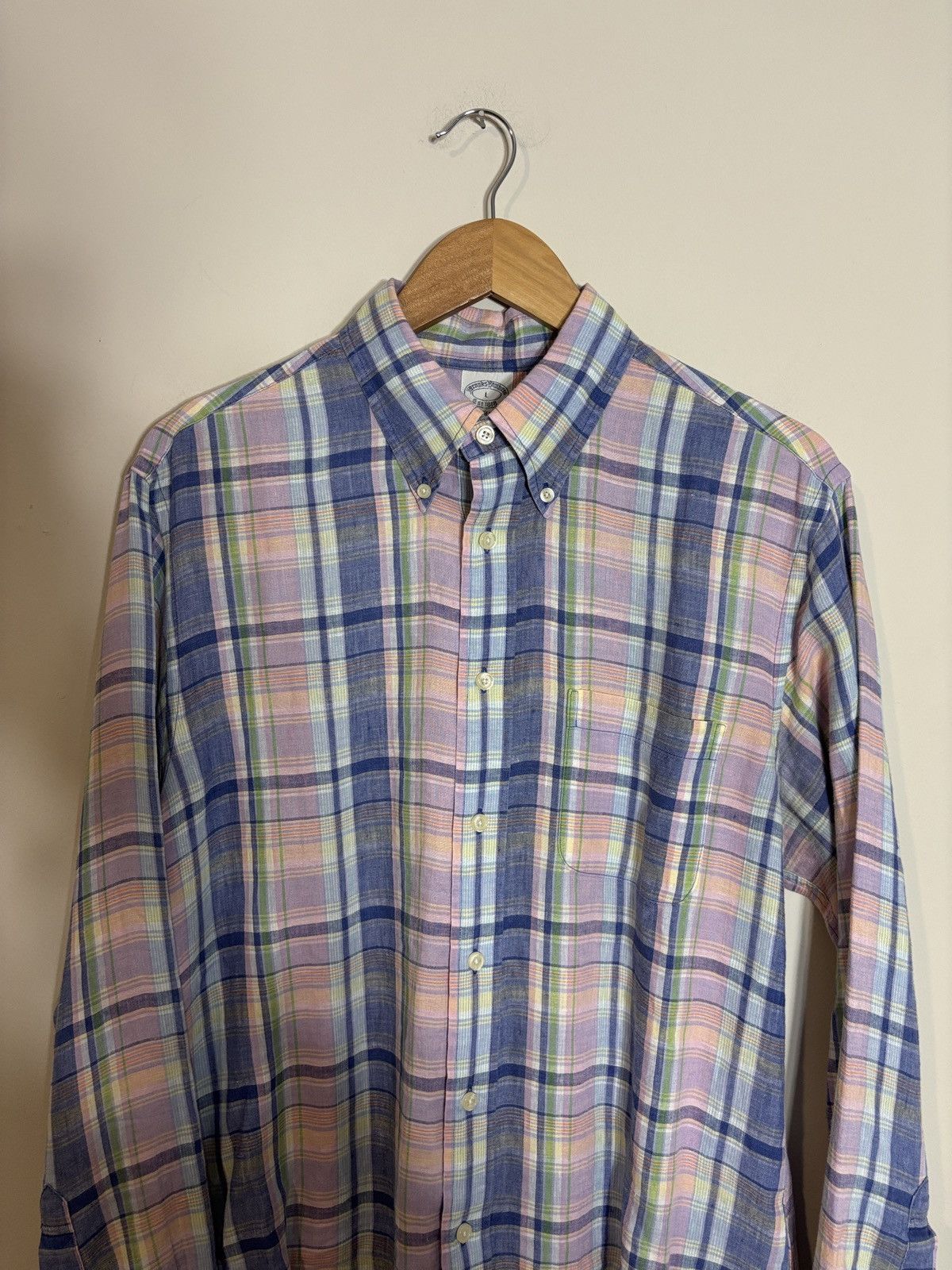 Brooks Brothers Brooks Brothers Regent Irish Linen Button Down Shirt Large Size US L / EU 52-54 / 3 - 1 Thumbnail