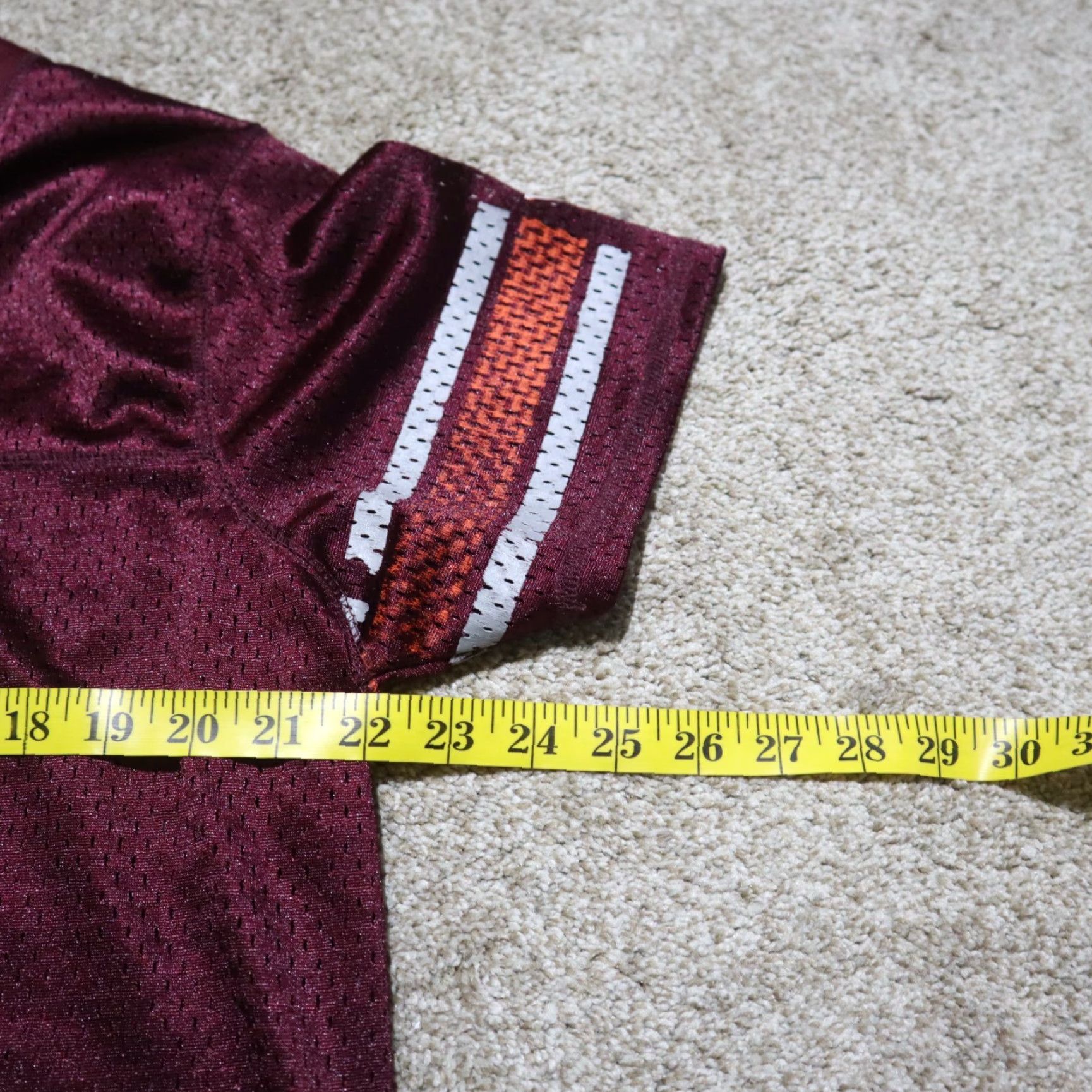 Adidas VINTAGE Hokies Virginia VA 1872 Football Shirt Women 2XL Burgandy Red adidas Graphic Tee 100% Cotton Mens Womens Size XXL / US 16-18 / IT 52-54 - 5 Thumbnail