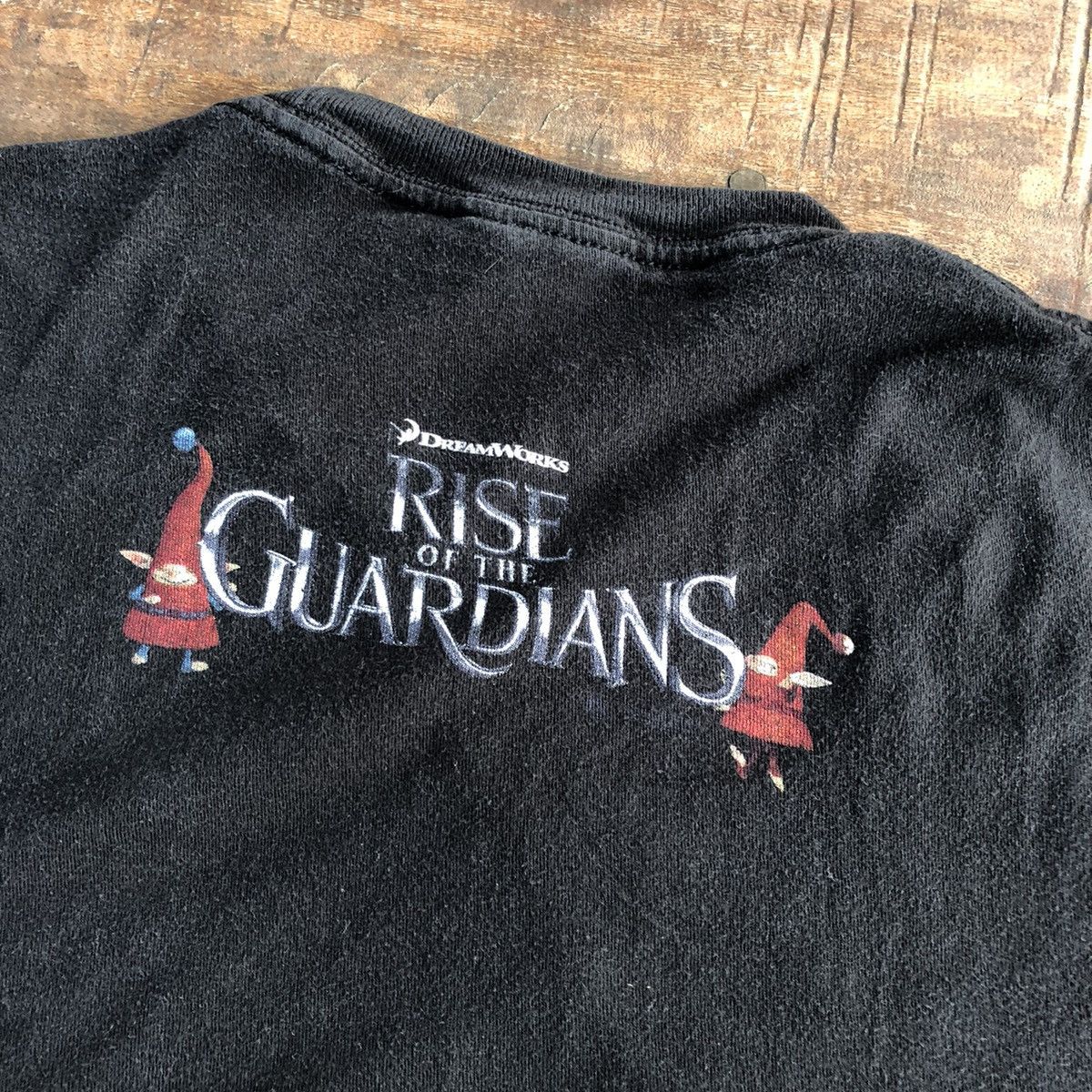 Vintage Vintage Rise Of The Guardians Movie Promo T Shirt Size US L / EU 52-54 / 3 - 4 Thumbnail