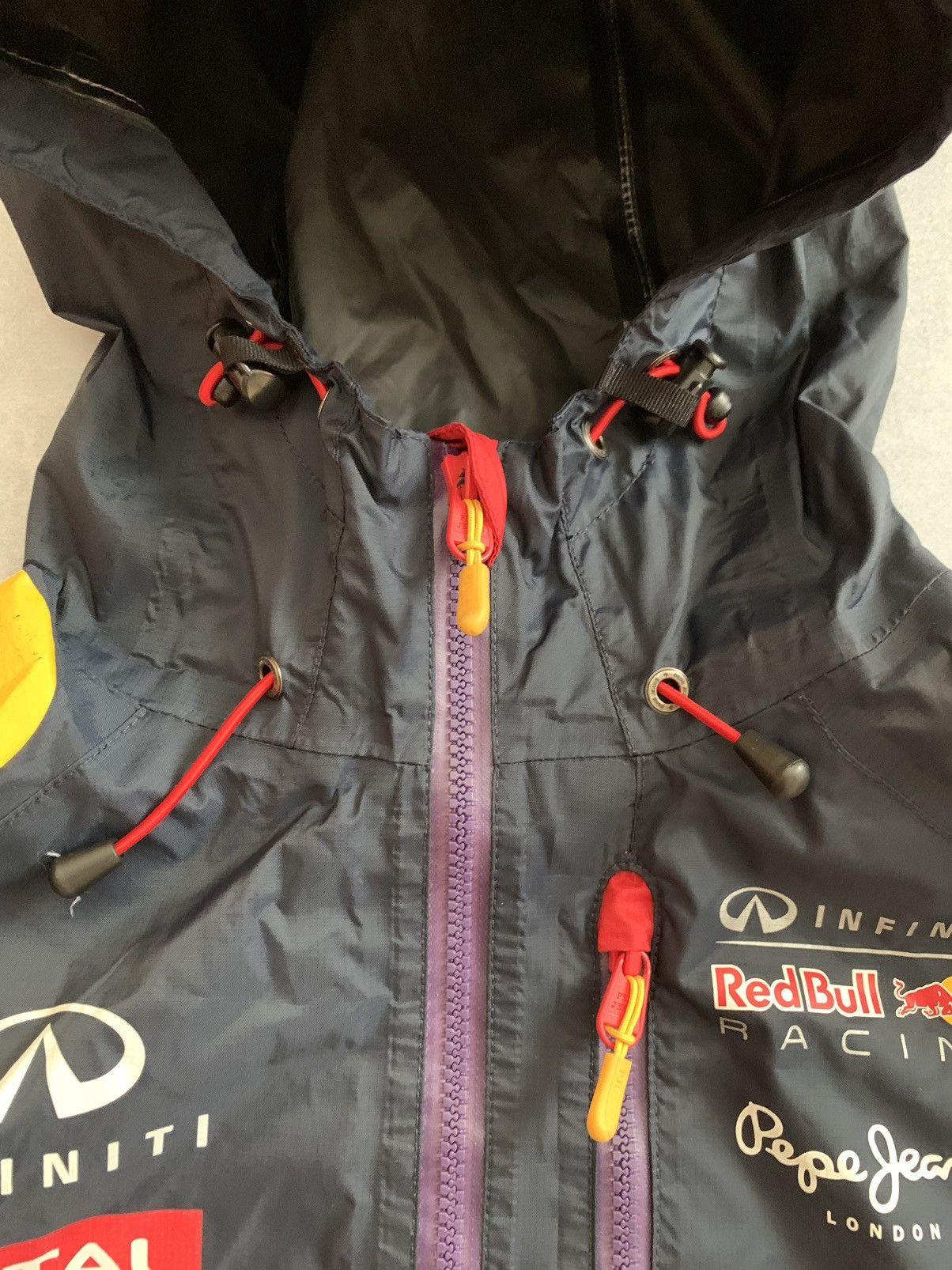 Formula 1 × Red Bull RED BULL/INFINITI F1 RACING TEAM RAIN JACKET PEPE JEANS Size US XS / EU 42 / 0 - 10 Thumbnail