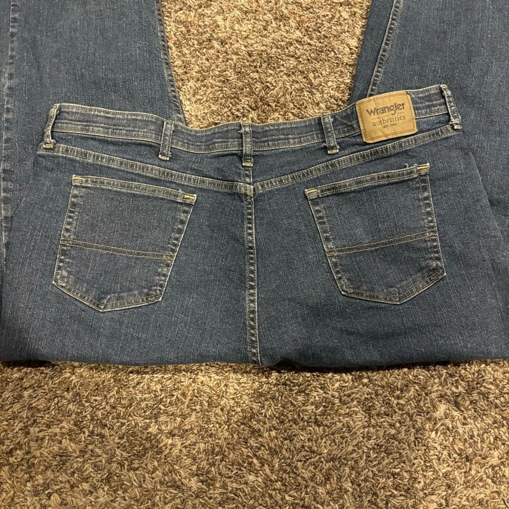 Wrangler Men’s Wrangler Authentics Jeans Size US 44 / EU 60 - 1 Thumbnail