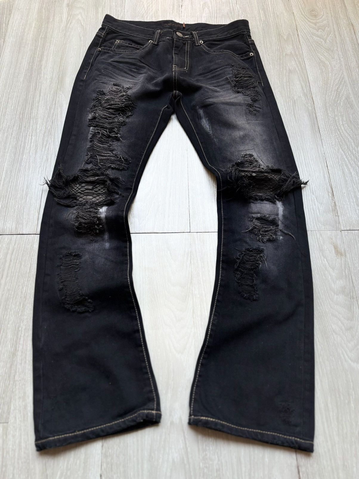 Japanese Brand Distressed flare jeans Size US 28 / EU 44 - 1 Thumbnail