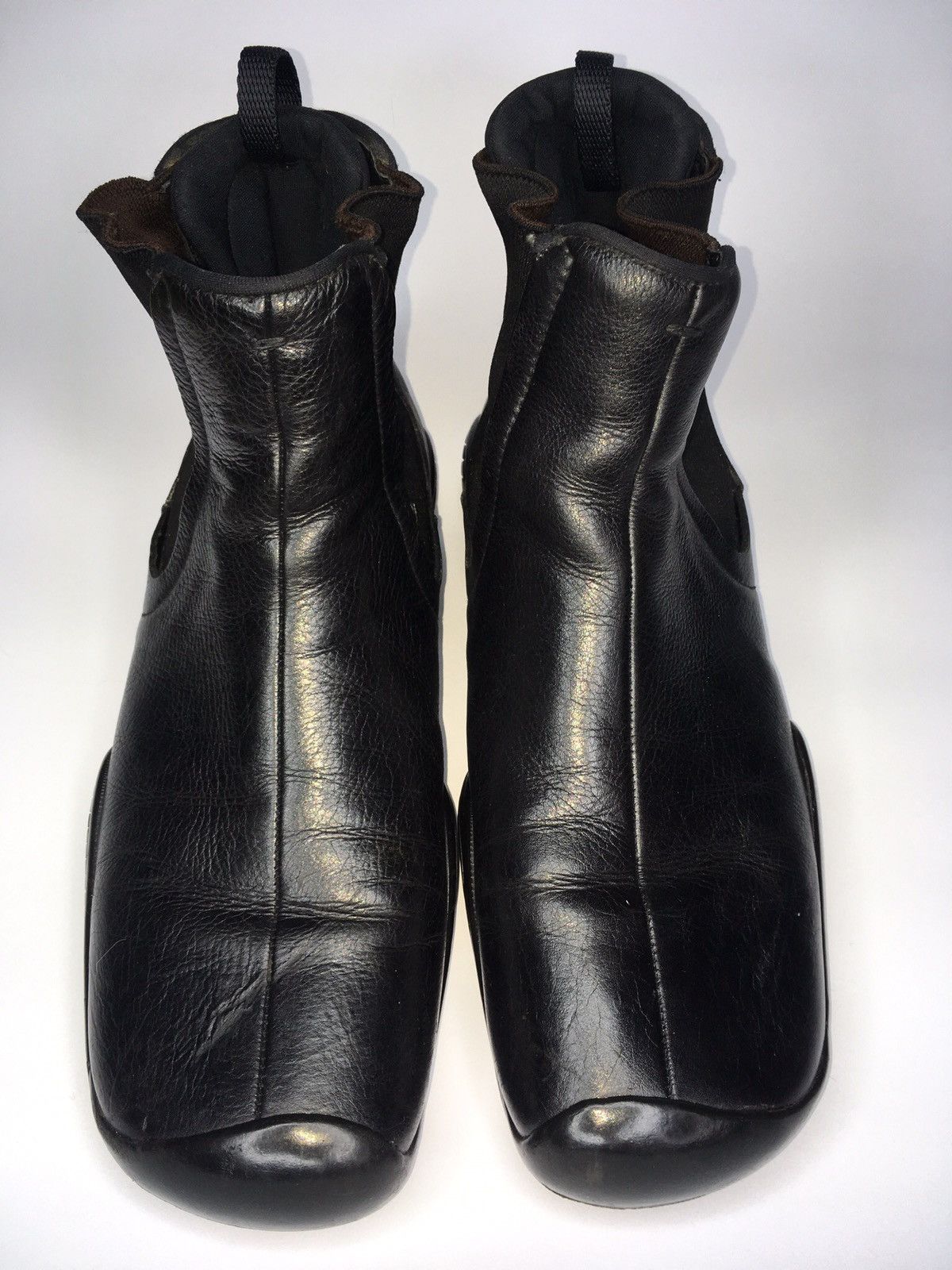 靴 toe leather boots PRADA square