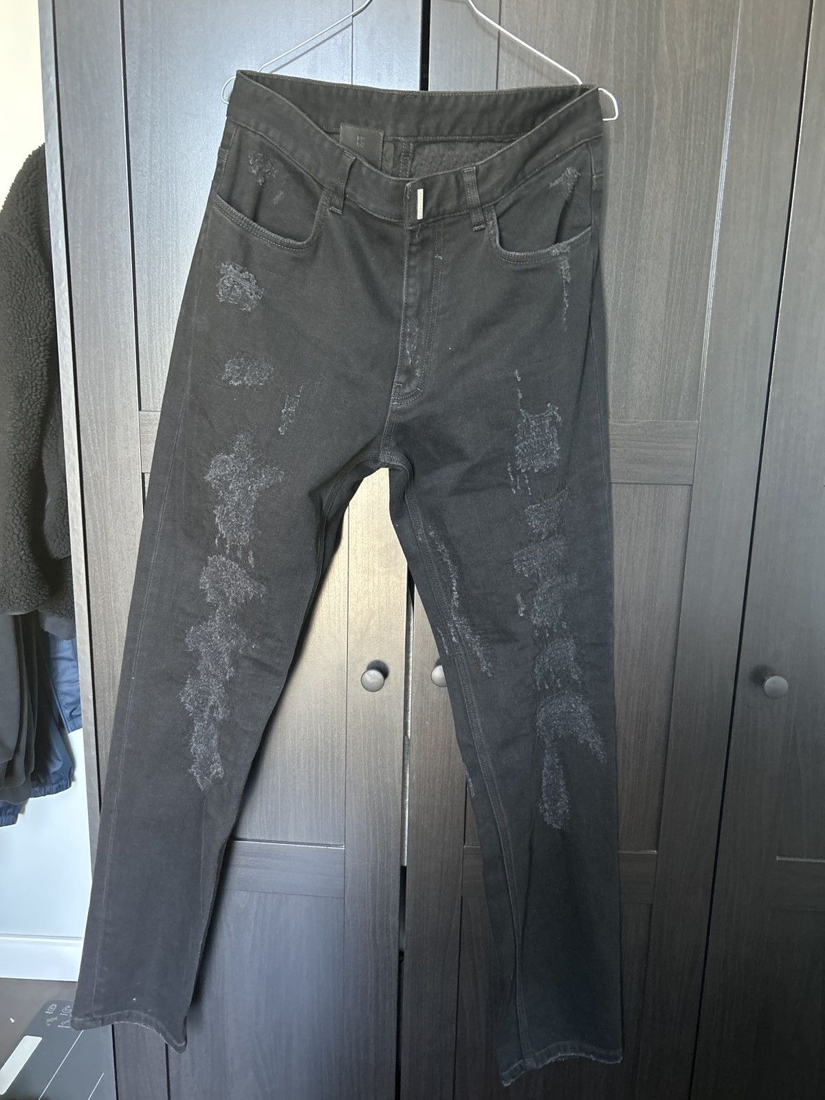 Givenchy Givenchy distressed black jeans Size US 31 - 1 Thumbnail