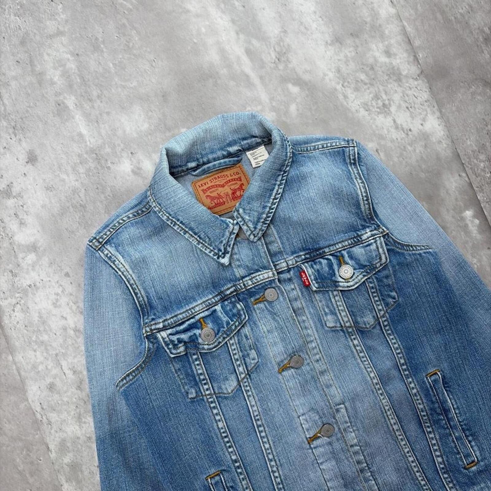 Levi's Y2K Light Wash Levi’s Grunge Trucker Bomber Denim Jacket Size S / US 4 / IT 40 - 4 Thumbnail