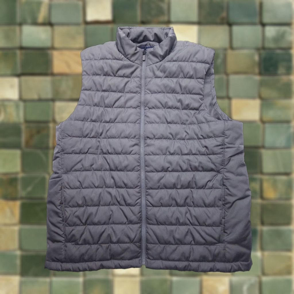 Lands' End Lands' End Puffer Vest Mens Large Gray Quilted Insulated Lightweight Travel Zip Vest Mens Large Gray Quilted Insulated Lightweight Travel Zip Size US L / EU 52-54 / 3 - 1 Thumbnail