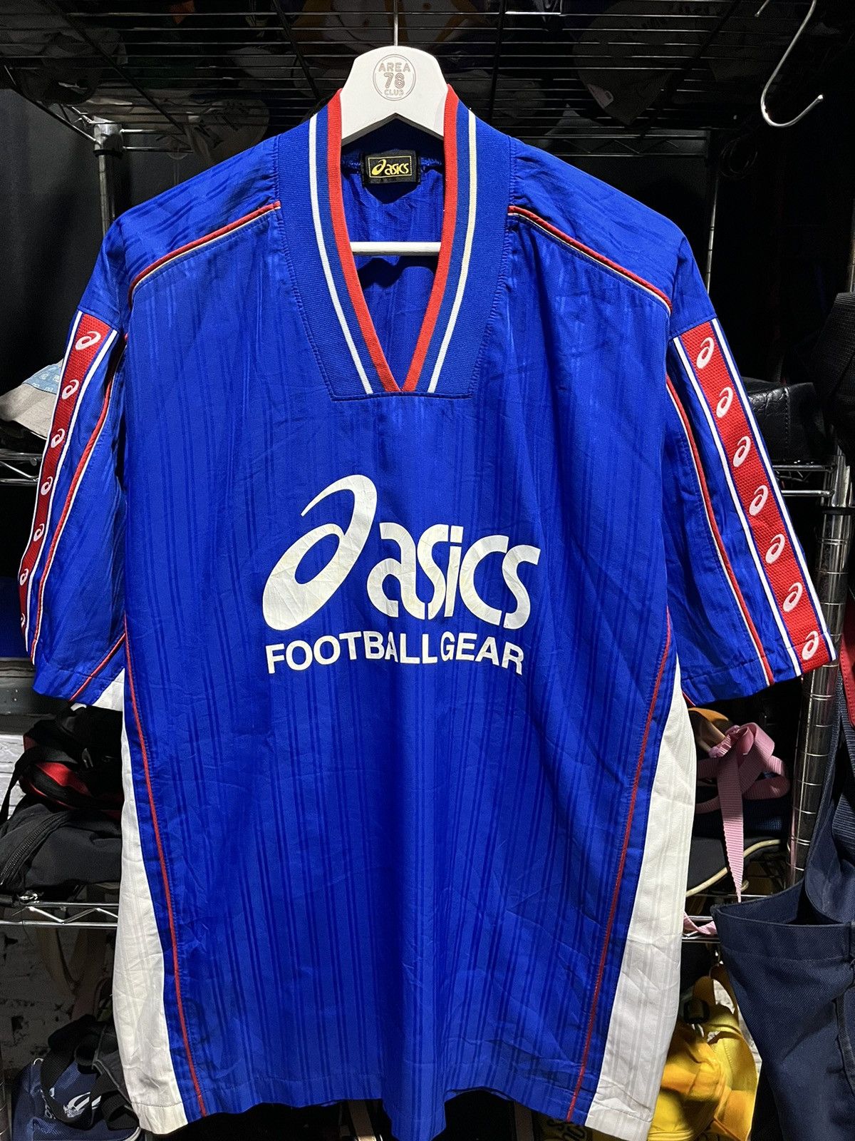 Asics Asics Football Gear Soccer Tee Logo 90s Size US L / EU 52-54 / 3 - 1 Thumbnail