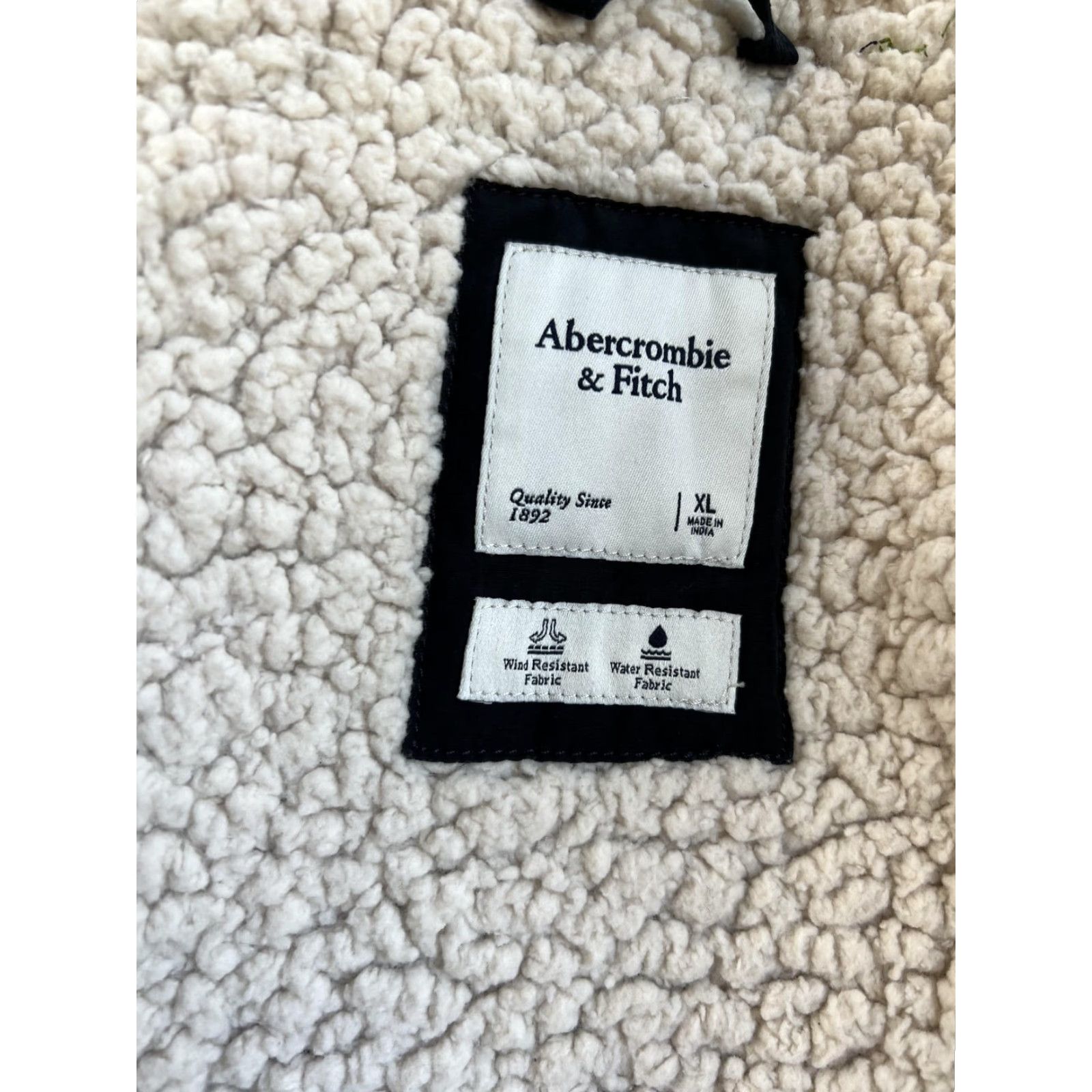 Abercrombie & Fitch Abercrombie & Fitch Coat Womens XL Navy Blue Sherpa Lined Hooded Parka Size XL / US 12-14 / IT 48-50 - 8 Thumbnail