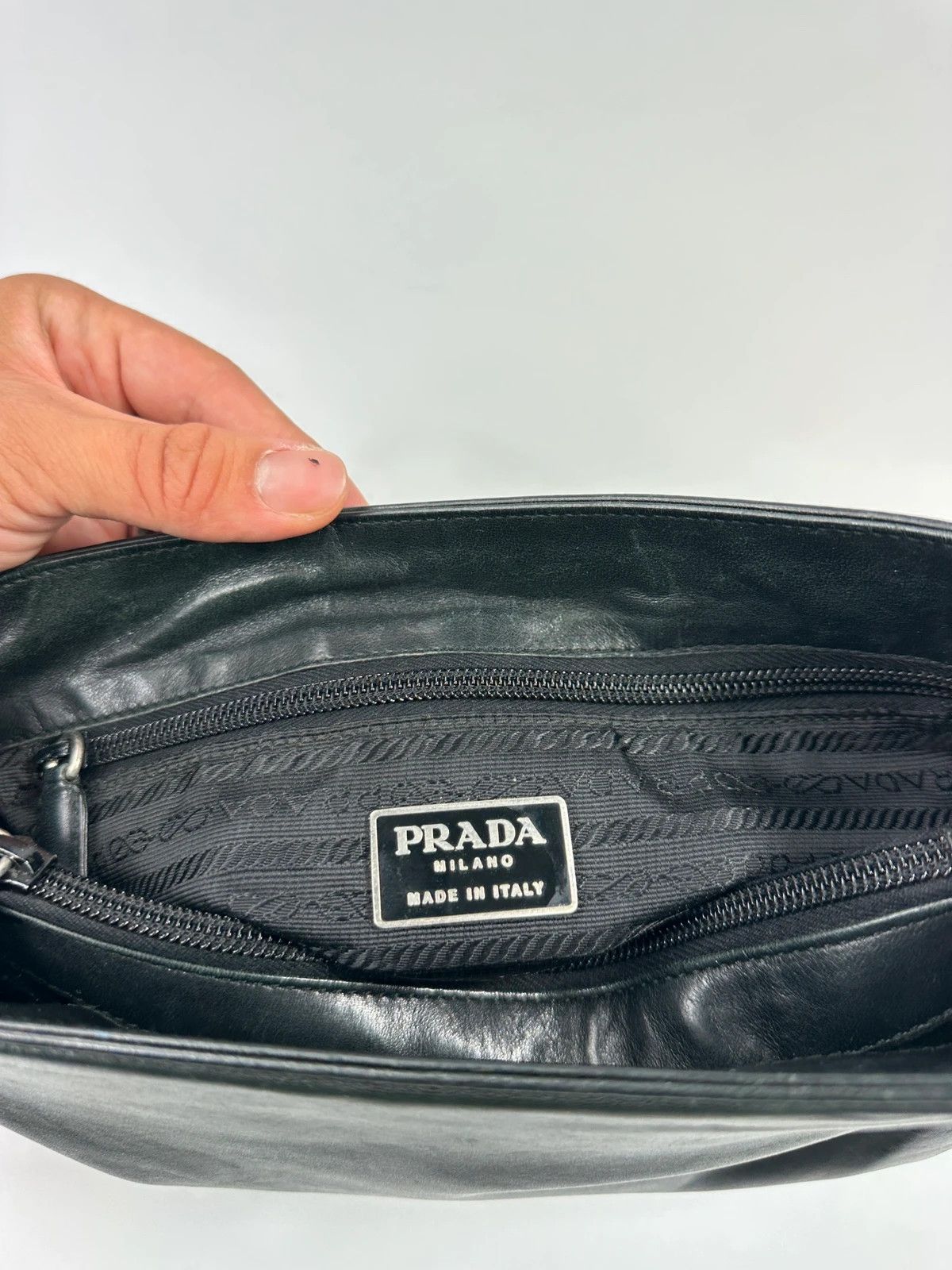 Prada Prada Milano SS99 Black Leather Chains Straps ShoulderBag Size ONE SIZE - 12 Thumbnail