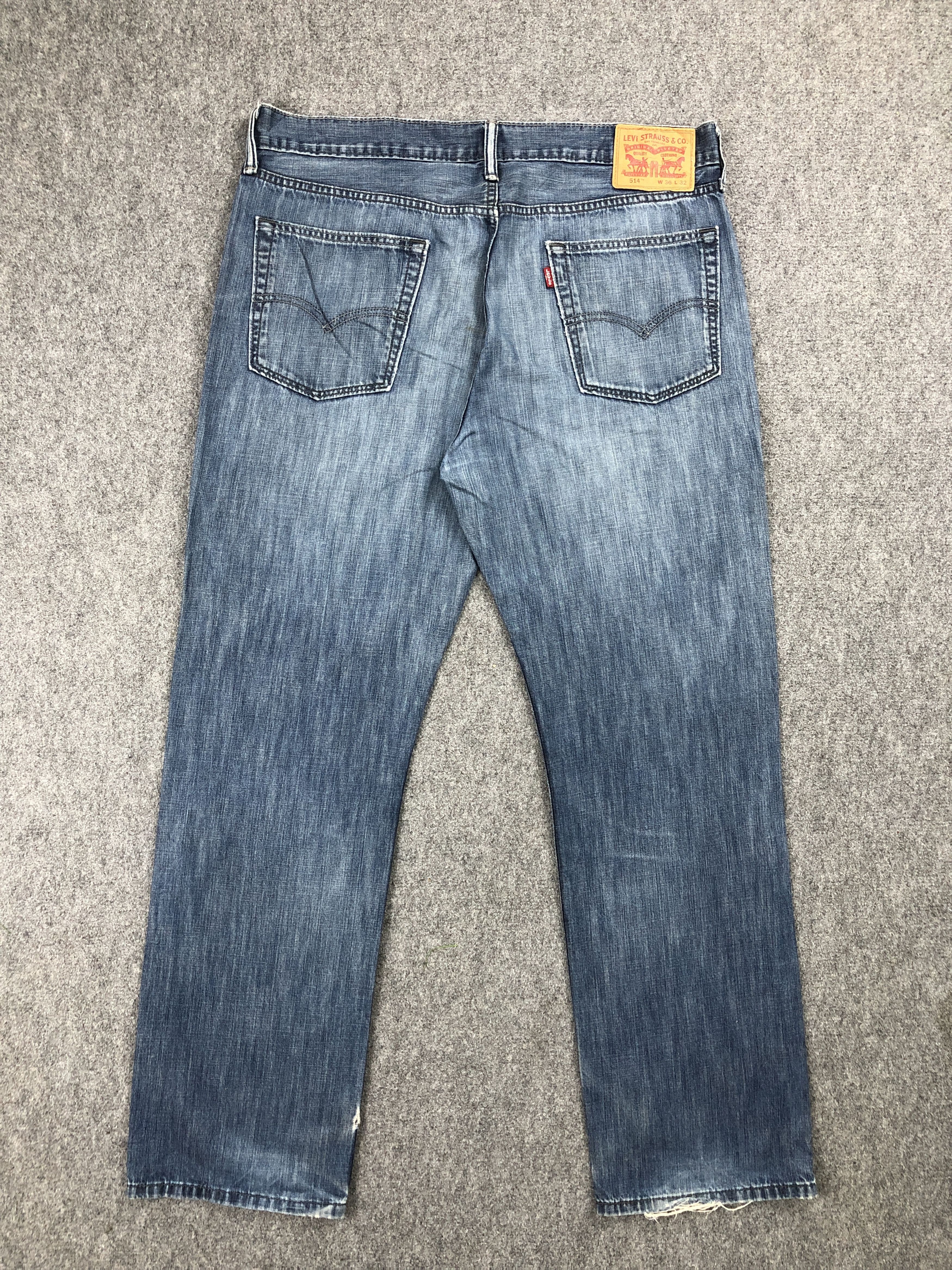 Levi's Vintage Levis 514 Lightwash Blue Jeans DP2290 Size US 37 - 3 Thumbnail