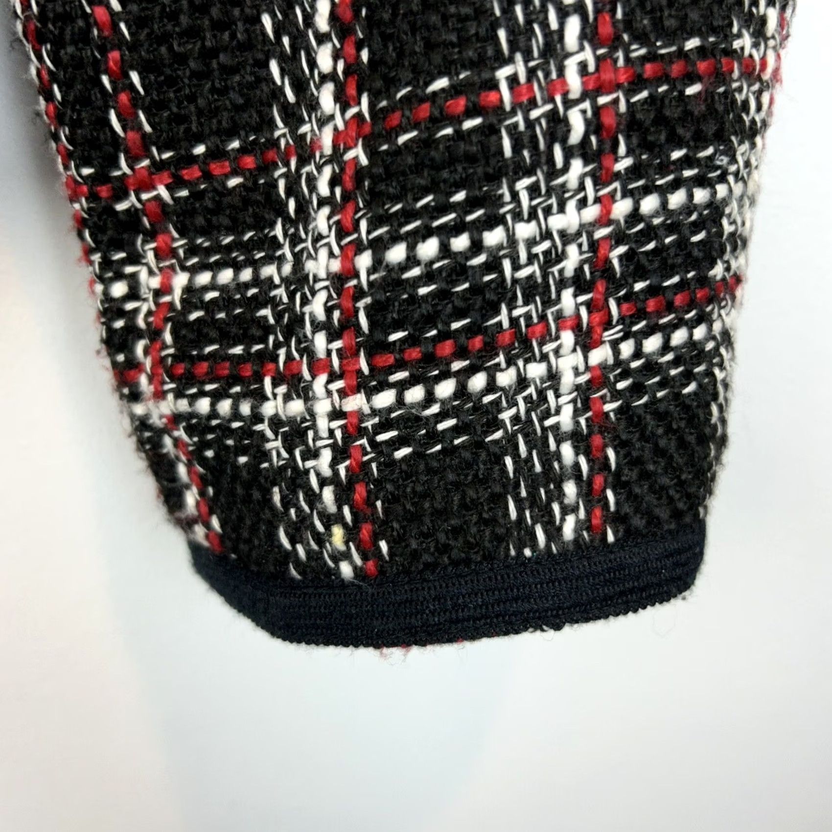 Liz Claiborne Item Specifications: Number of Pieces: 1 Piece Size L / US 10 / IT 46 - 7 Thumbnail