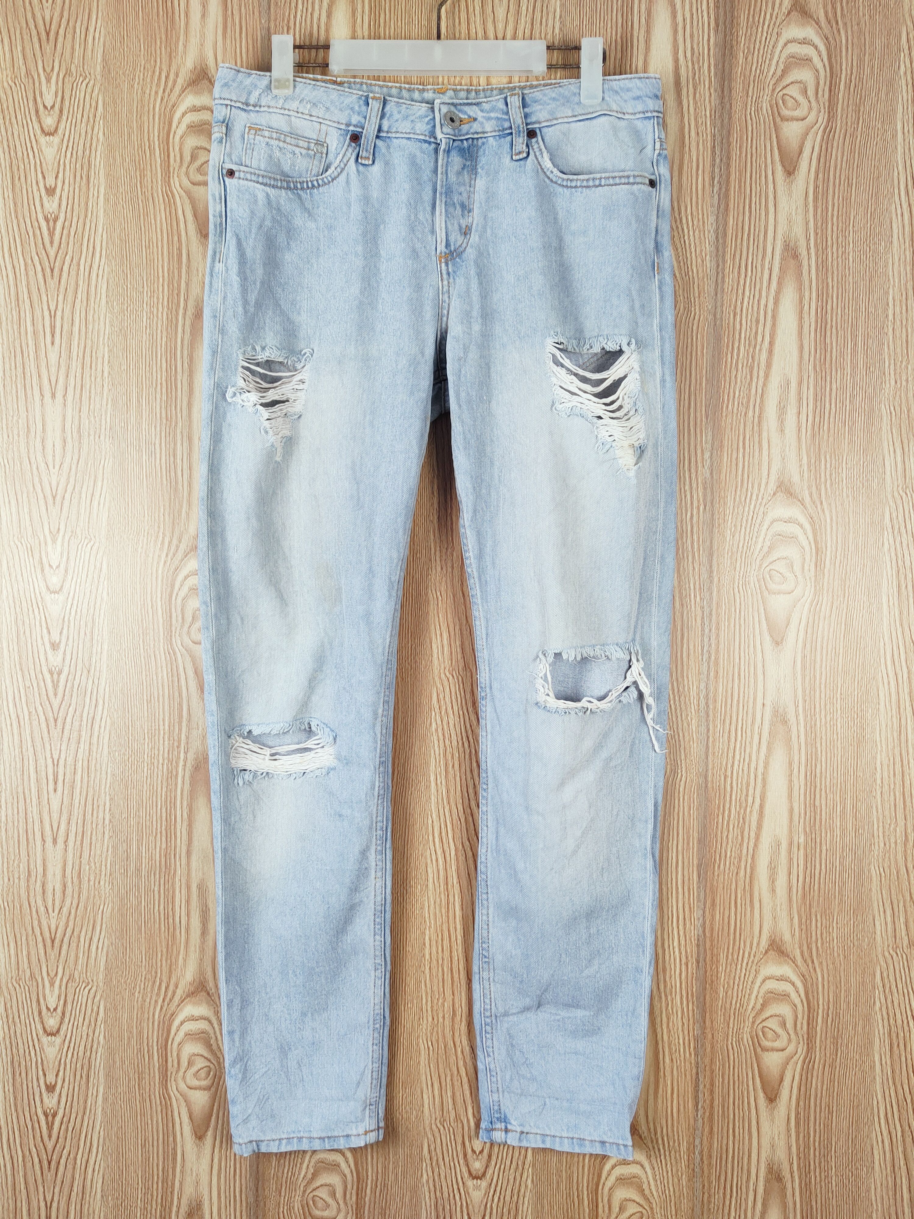 H&M × Japanese Brand VINTAGE 💥 &Denim ❌ H& M Blue Distressed Ripped Jeans Size US 32 / EU 48 - 1 Thumbnail