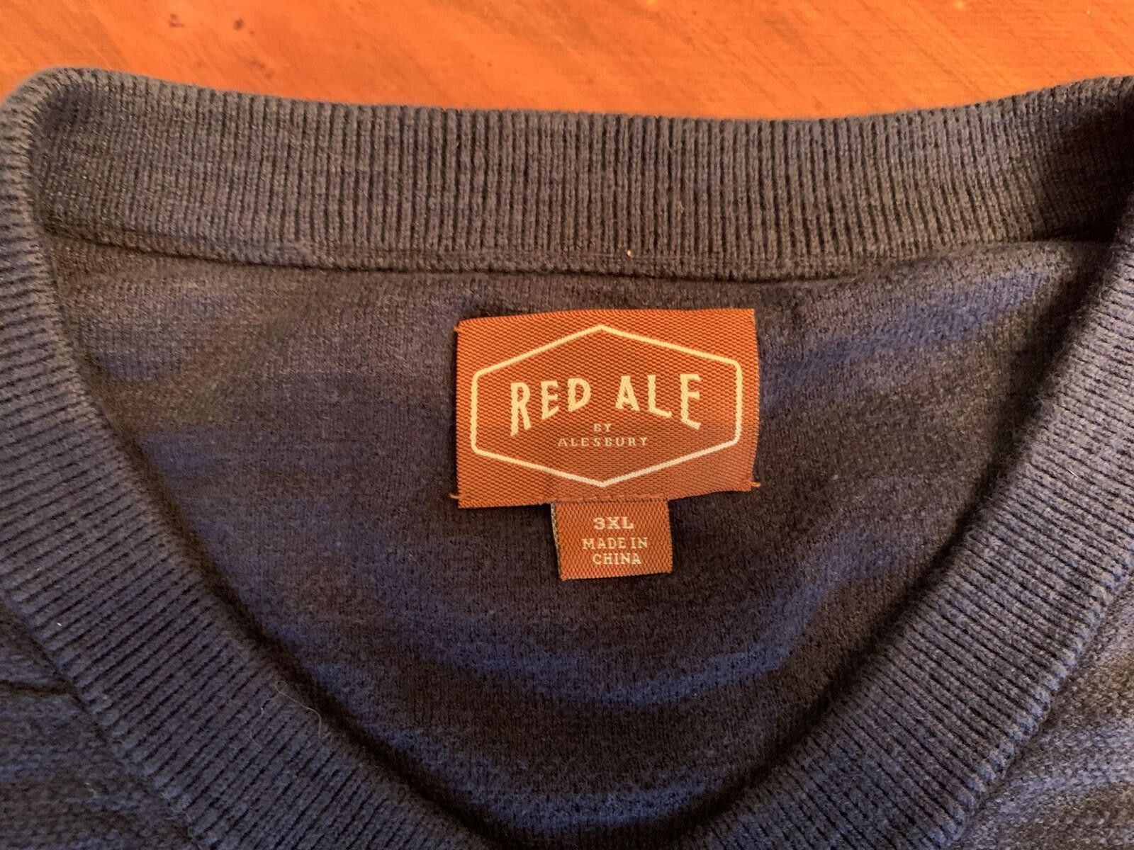 Other Men’s Red Ale brand Blue 3XL V-neck Sweater Size US XXL / EU 58 / 5 - 6 Thumbnail