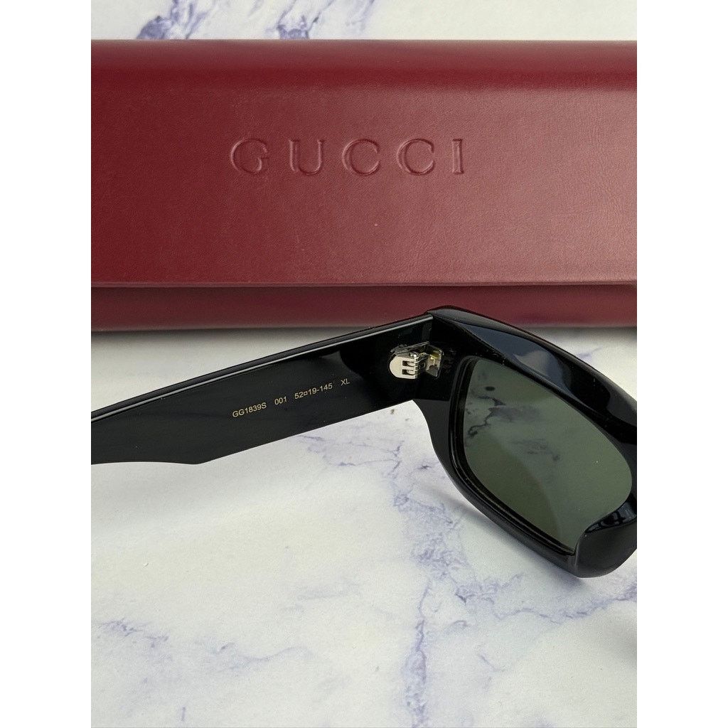 Gucci NEW Gucci GG1839S Miami Black Slim Unisex Logo Sunglasses Size ONE SIZE - 7 Thumbnail