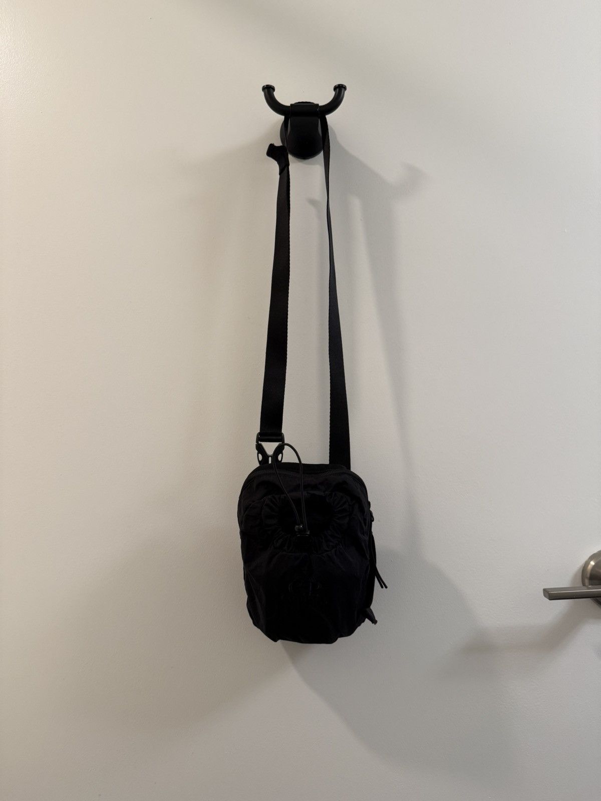 C.P. Company Nylon B Logo Embroidered Shoulder/Crossbody Bag Size ONE SIZE - 10 Thumbnail