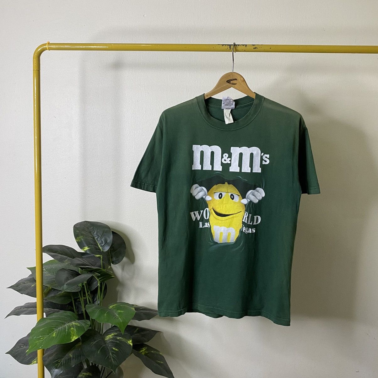 Vintage 2000s M&M Chocolate Mirror Print Promo Tee Size US M / EU 48-50 / 2 - 1 Thumbnail