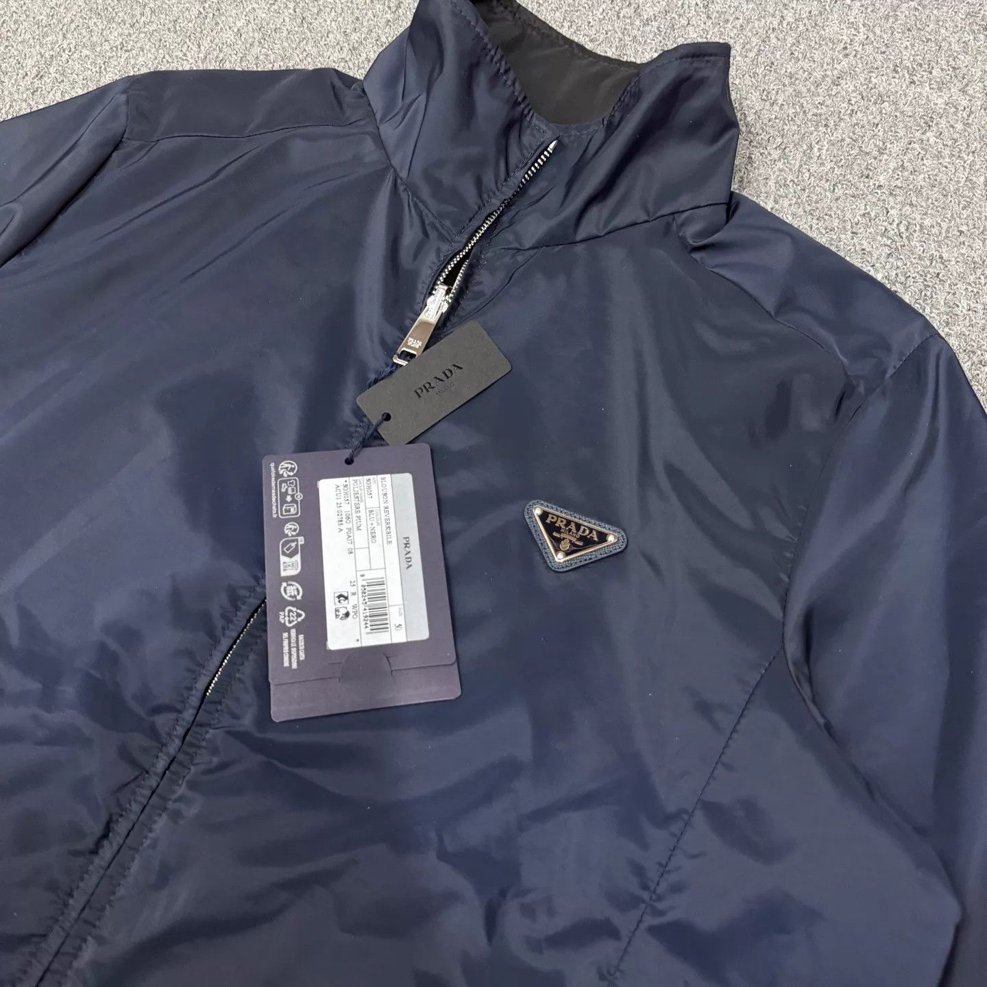Prada Prada 26 Black Blue 2-tone Nylon T Jacket 50 Size US M / EU 48-50 / 2 - 3 Thumbnail